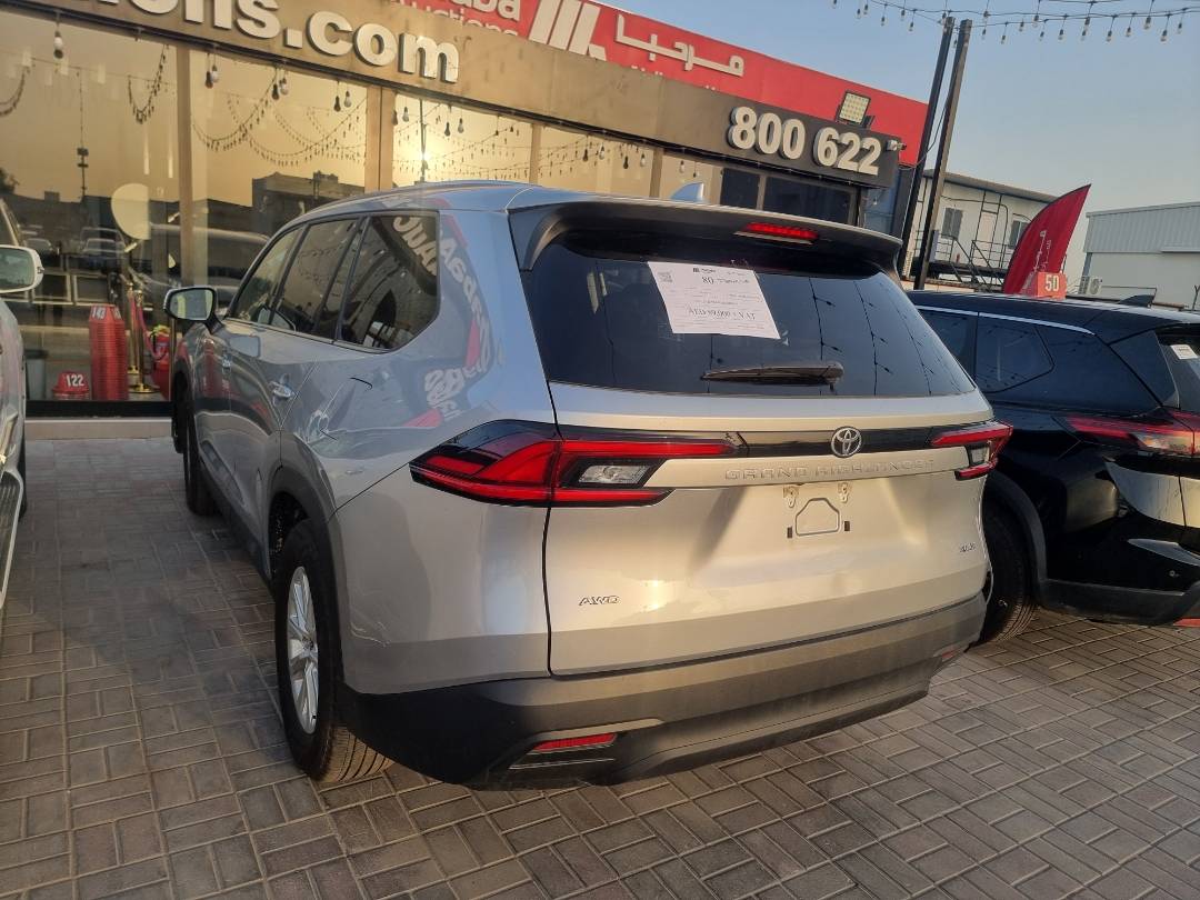 TOYOTA GRAND HIGHLANDER XLE 2025 - Marhaba Auction Used Cars - Image 3