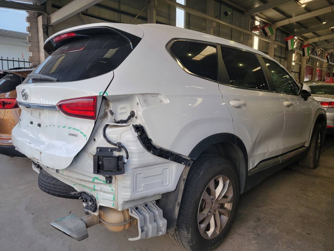 2019 HYUNDAI SANTA FE — 113040 Miles — Lot 38828533 — Main - Marhaba Auctions Used Cars - Image 4