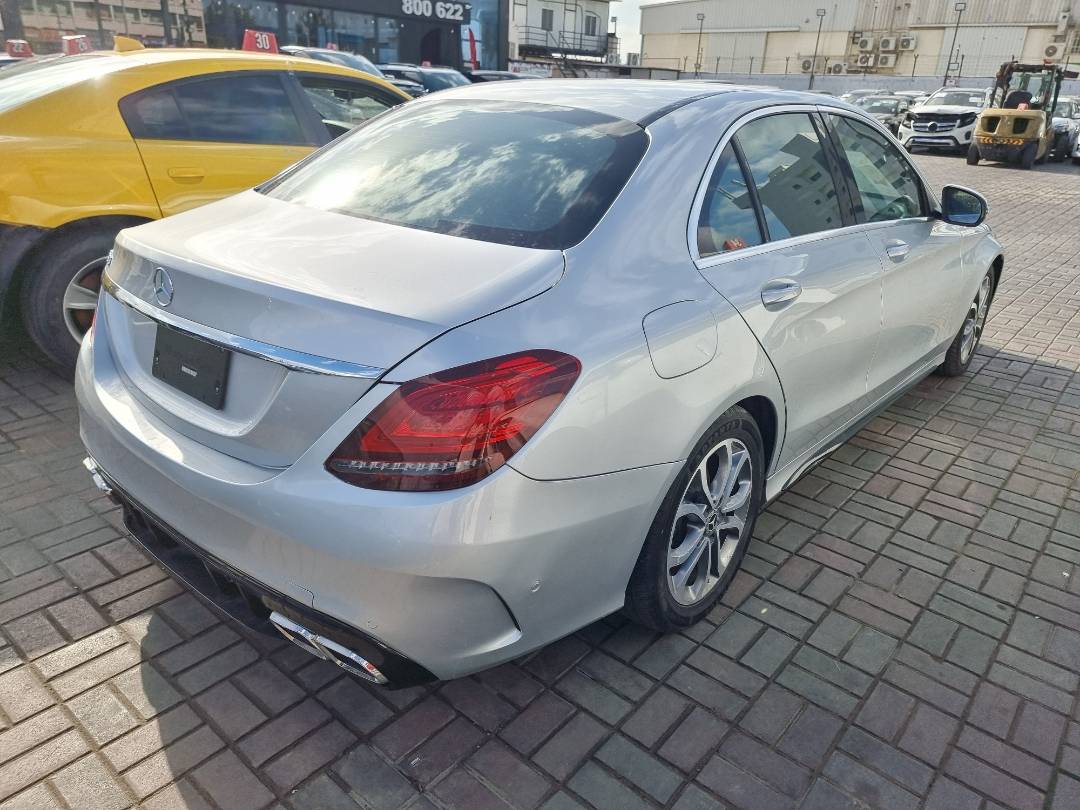 MERCEDES BENZ C300 2017 - Marhaba Auction Used Cars - Image 6
