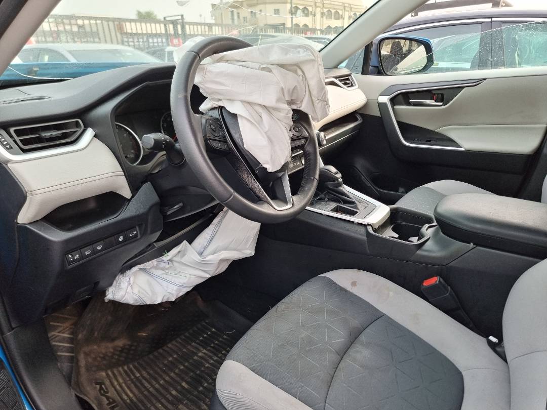 2021 TOYOTA RAV4 — 27353 Miles — Lot 321456 — Ind. 12 - Marhaba Auctions Used Cars - Image 7