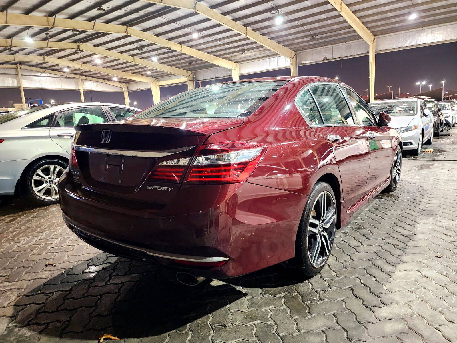 2016 HONDA ACCORD — 168416 Miles — Lot GA040884 — Souq - Marhaba Auctions Used Cars - Image 4