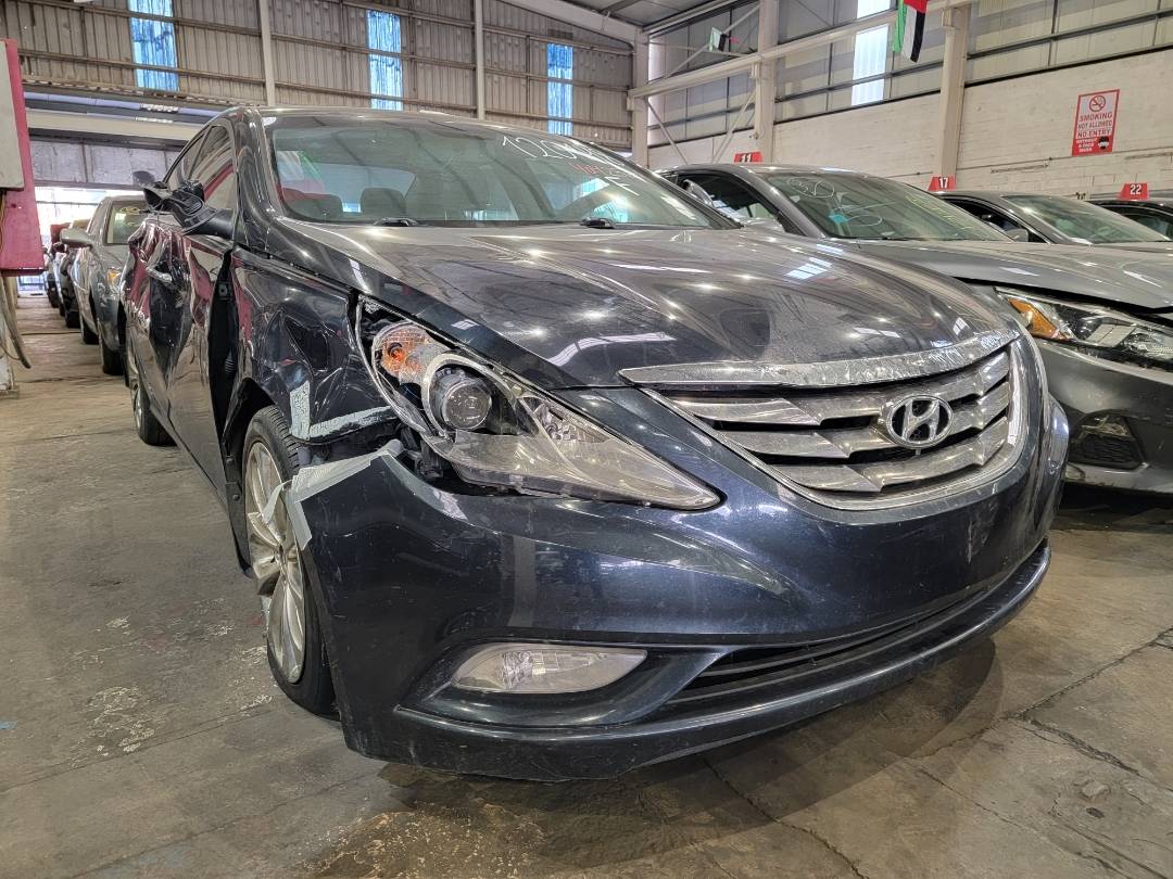 2011 HYUNDAI SONATA — 205572 Miles — Lot 120148 — Main - Marhaba Auctions Used Cars - Image 4