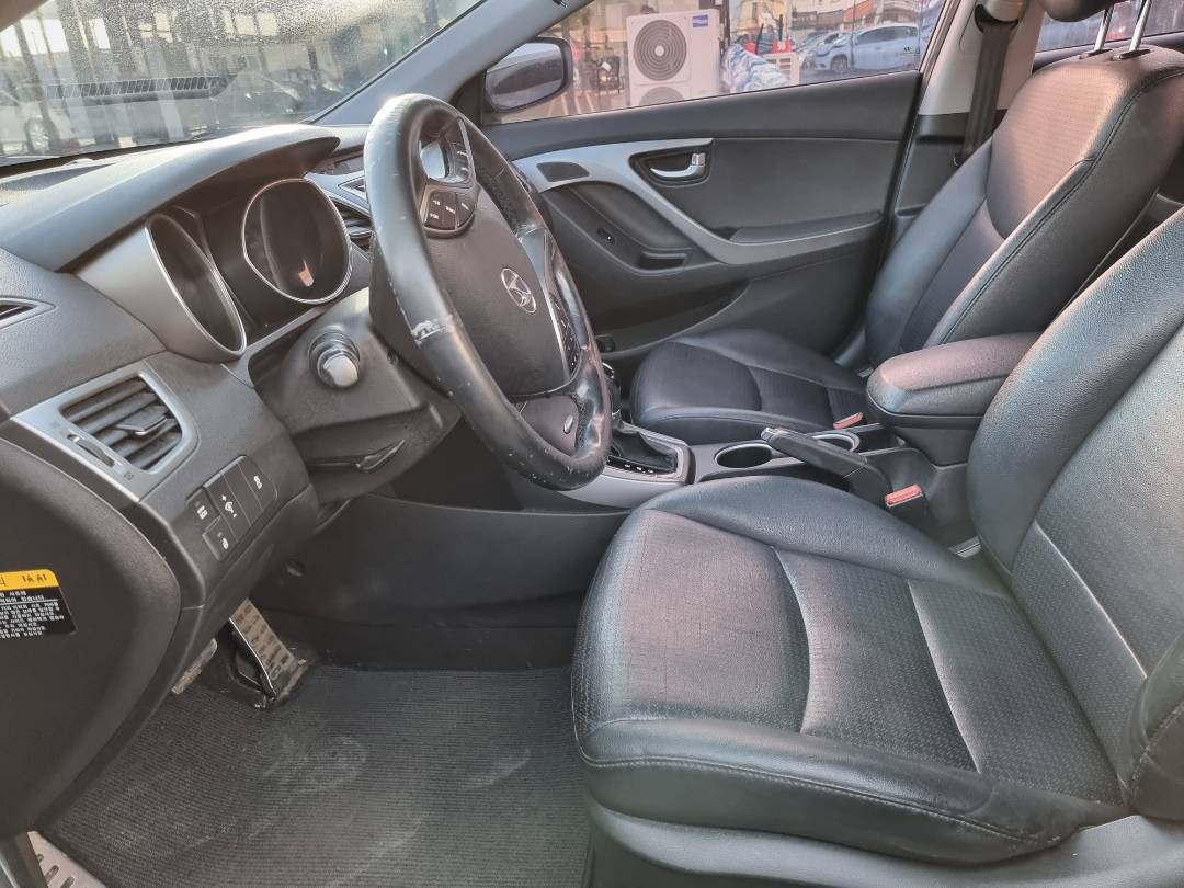 2014 HYUNDAI AVANTE — 200670 KM — Lot 215487 — Ind. 12 - Marhaba Auctions Used Cars - Image 8