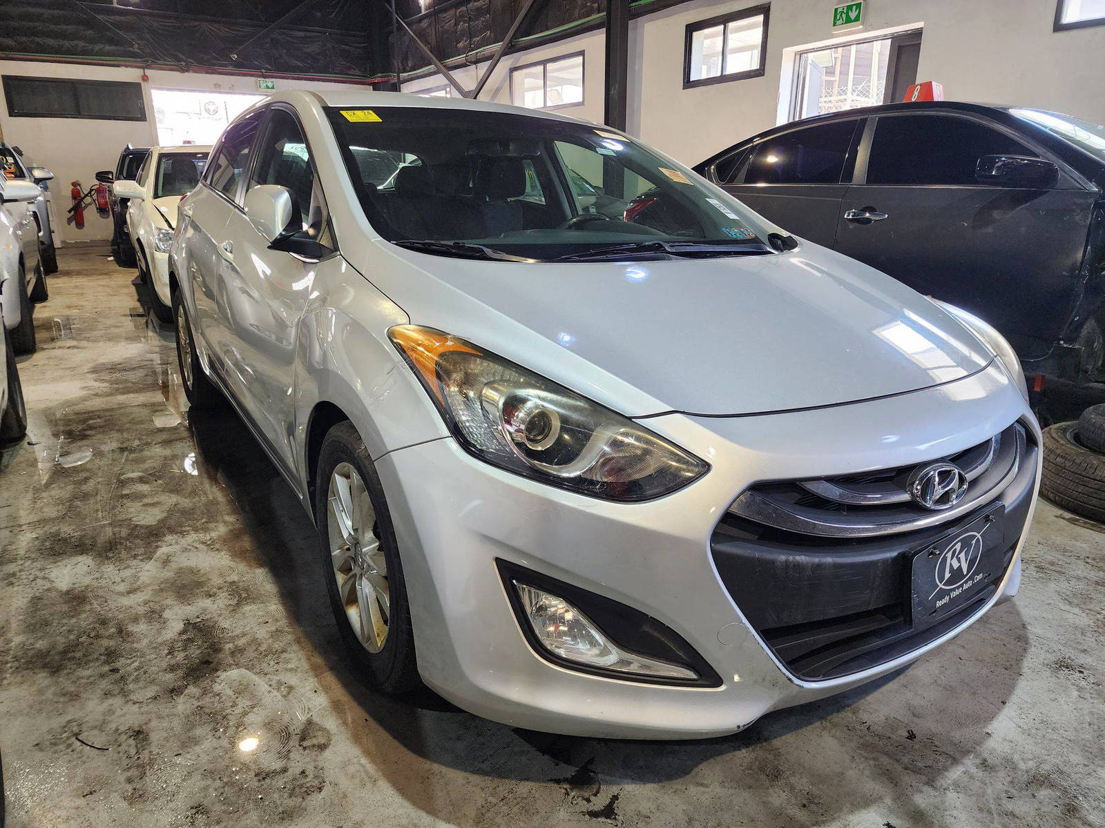2013 HYUNDAI ELANTRA GT — Lot 073762 — Al Quoz - Marhaba Auctions Used Cars - Image 5