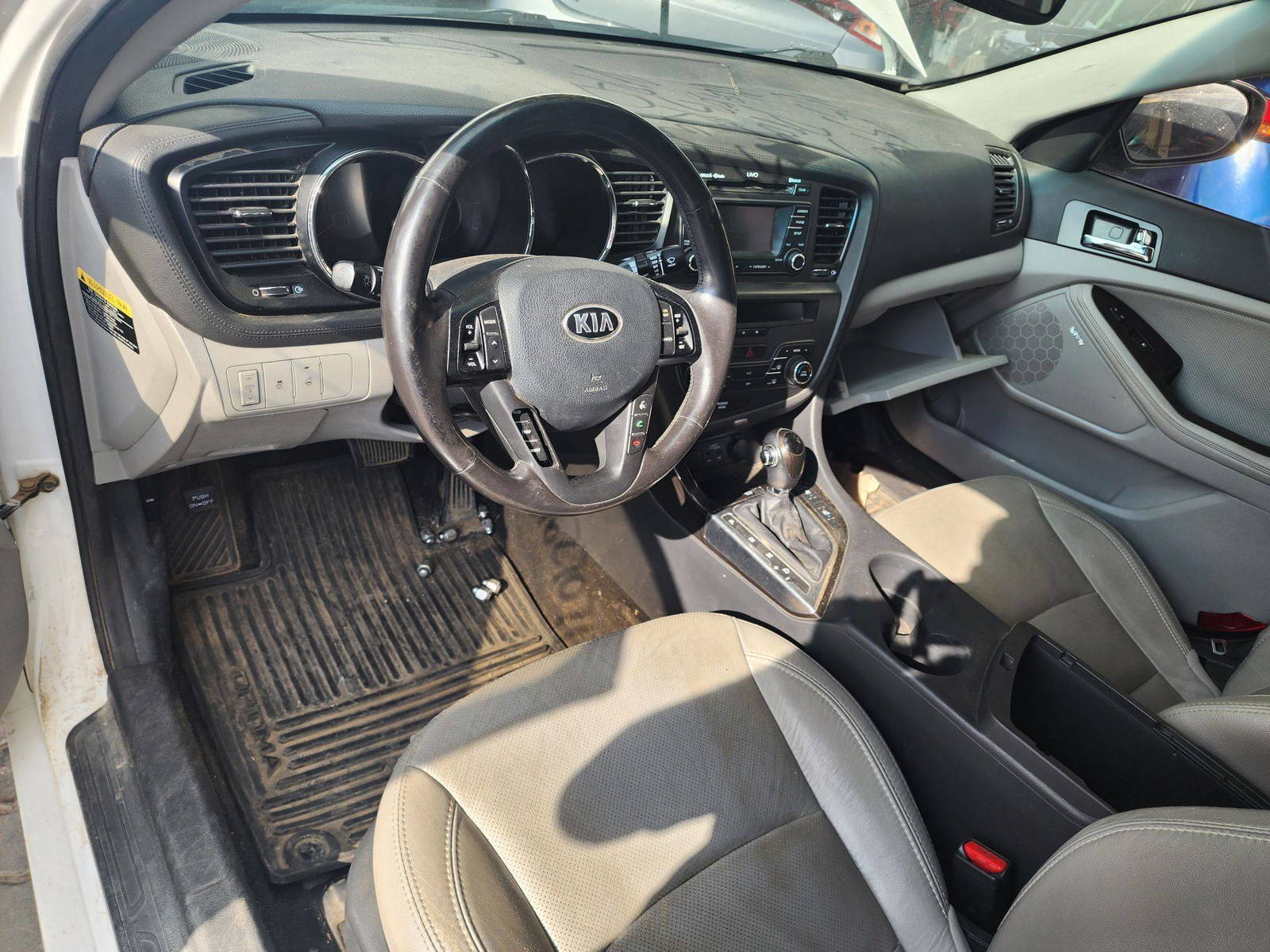 2013 KIA OPTIMA — Lot 37627076 - Marhaba Auctions Used Cars - Image 4