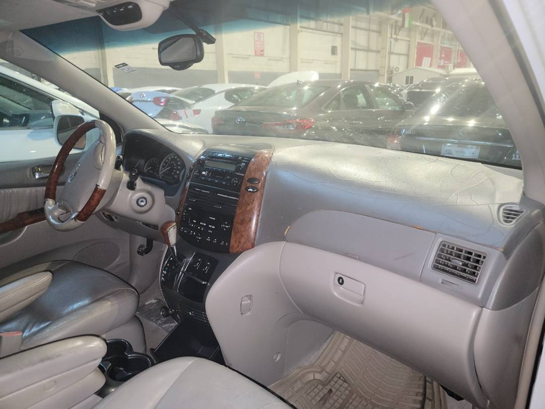 2004 TOYOTA SIENNA — 234146 Miles — Lot 77584693 - Marhaba Auctions Used Cars - Image 5