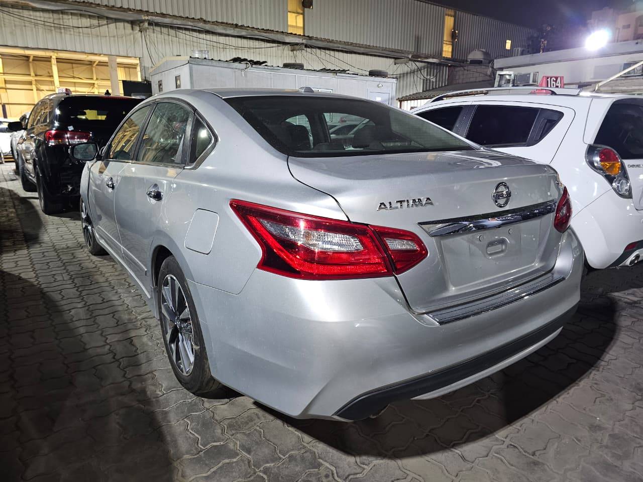 2016 NISSAN ALTIMA — 179444 Miles — Lot GC191620 — Main - Marhaba Auctions Used Cars - Image 4