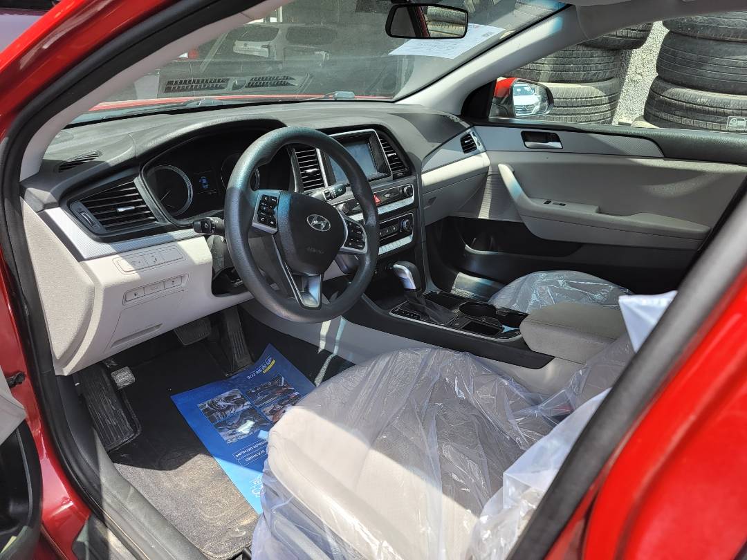 2018 HYUNDAI SONATA — 96276 Miles — Lot 723149 — Main - Marhaba Auctions Used Cars - Image 8