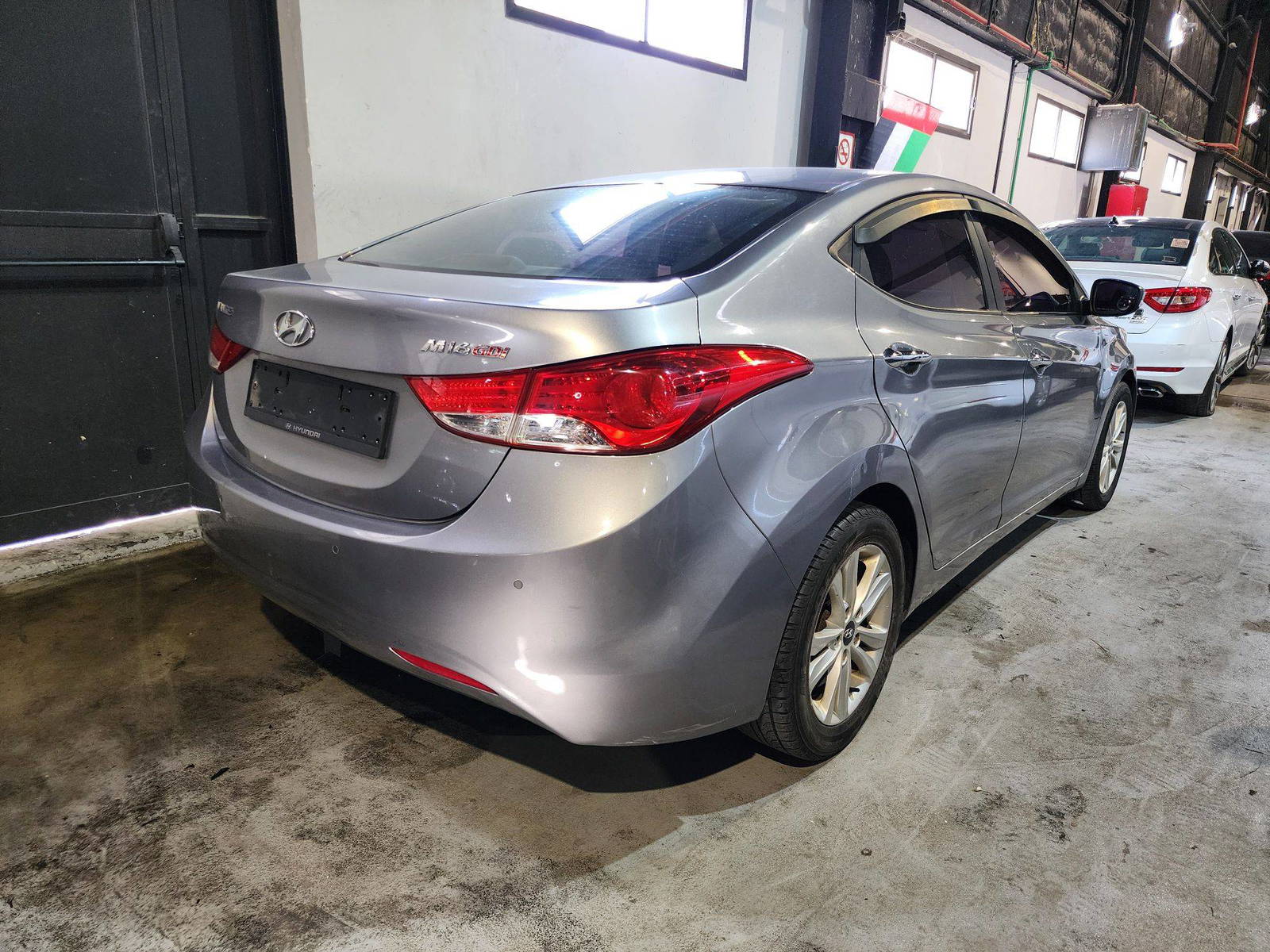 2011 HYUNDAI AVANTE — 183024 KM — Lot 53246 — Al Quoz - Marhaba Auctions Used Cars - Image 5