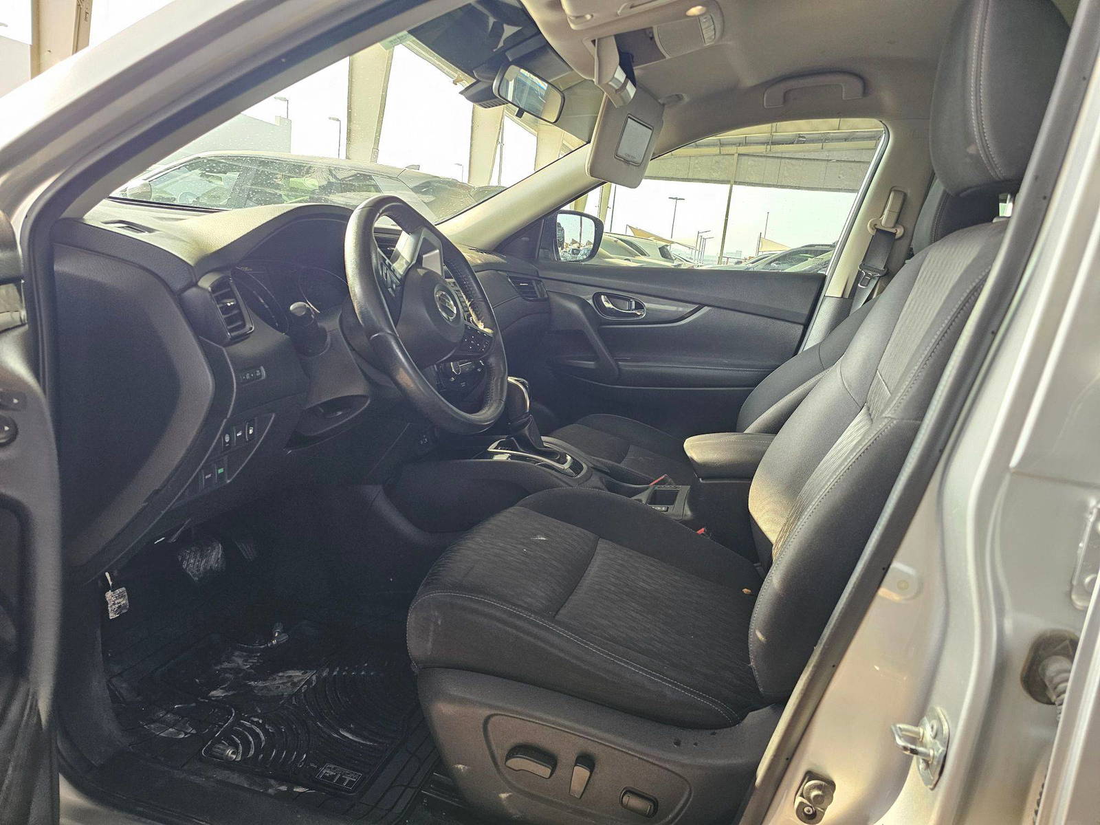 2019 NISSAN ROGUE — 140076 Miles — Lot 5KP517820 — Souq - Marhaba Auctions Used Cars - Image 8