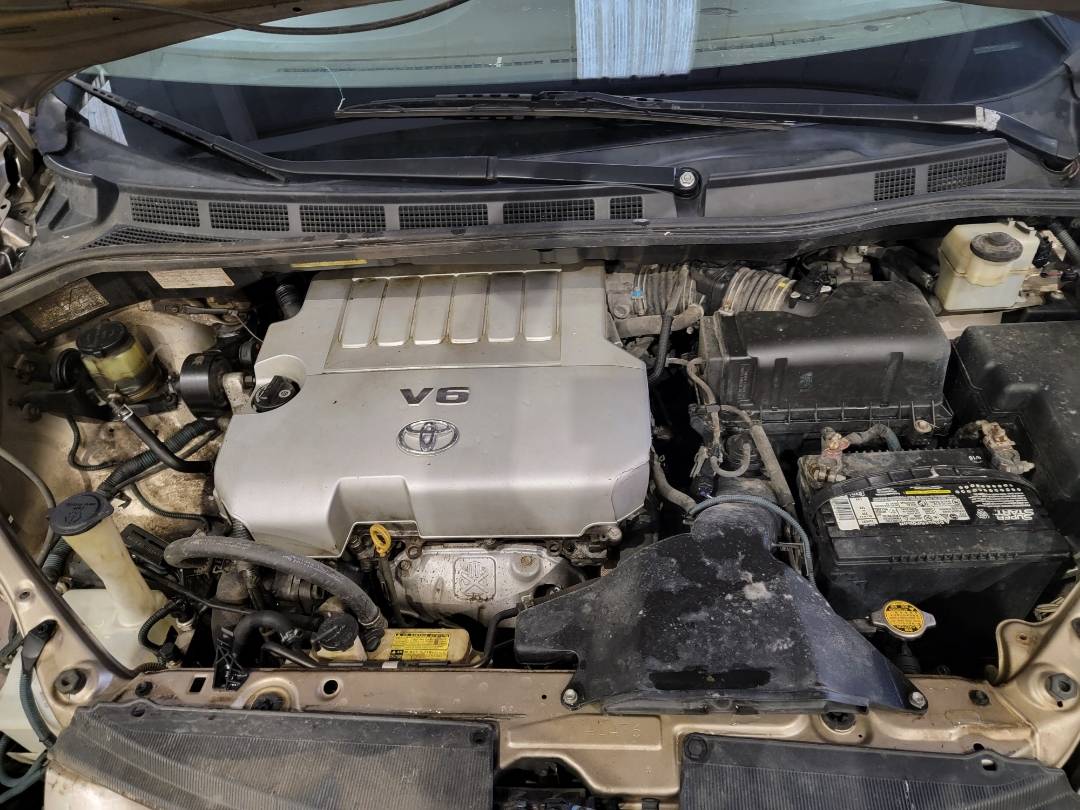 2010 TOYOTA SIENNA — 189148 Miles — Lot 38495551 - Marhaba Auctions Used Cars - Image 9