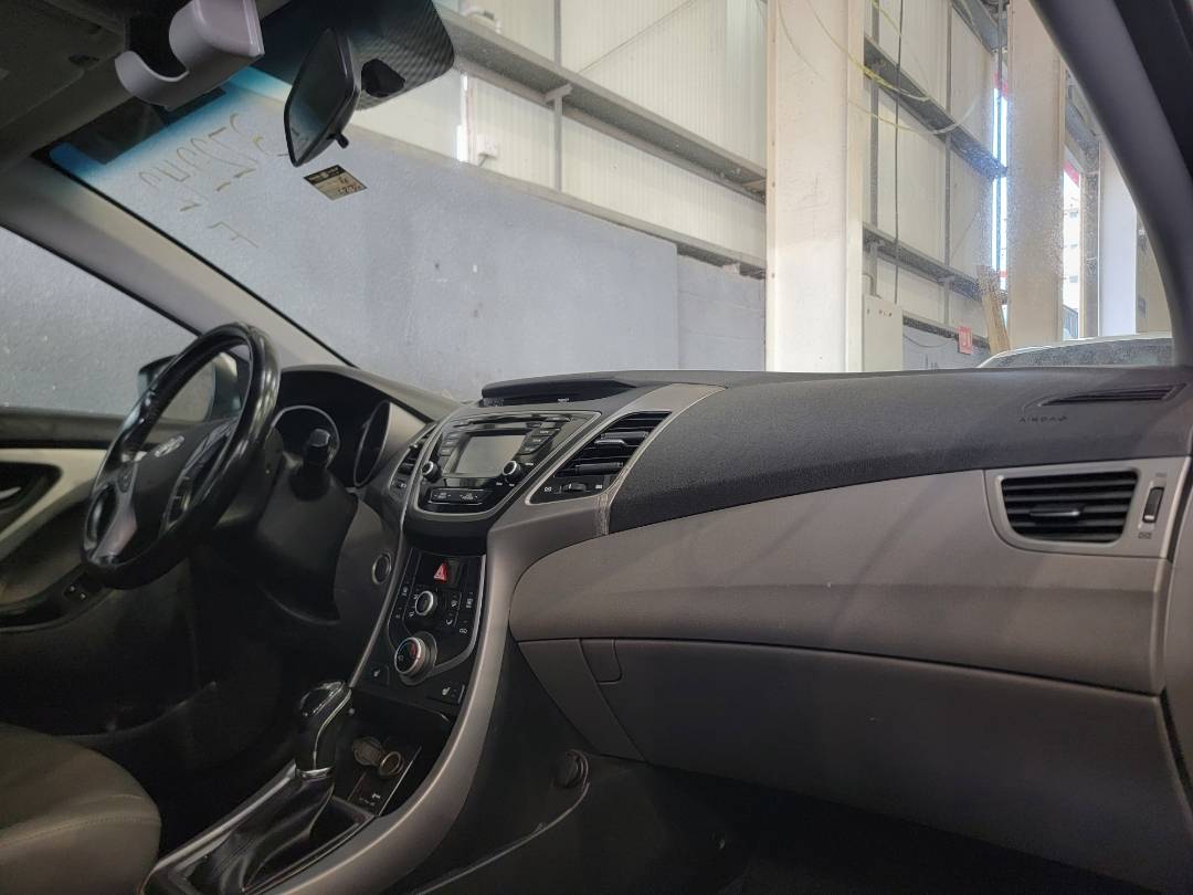 2015 HYUNDAI ELANTRA — 158134 Miles — Lot 41129054 - Marhaba Auctions Used Cars - Image 6