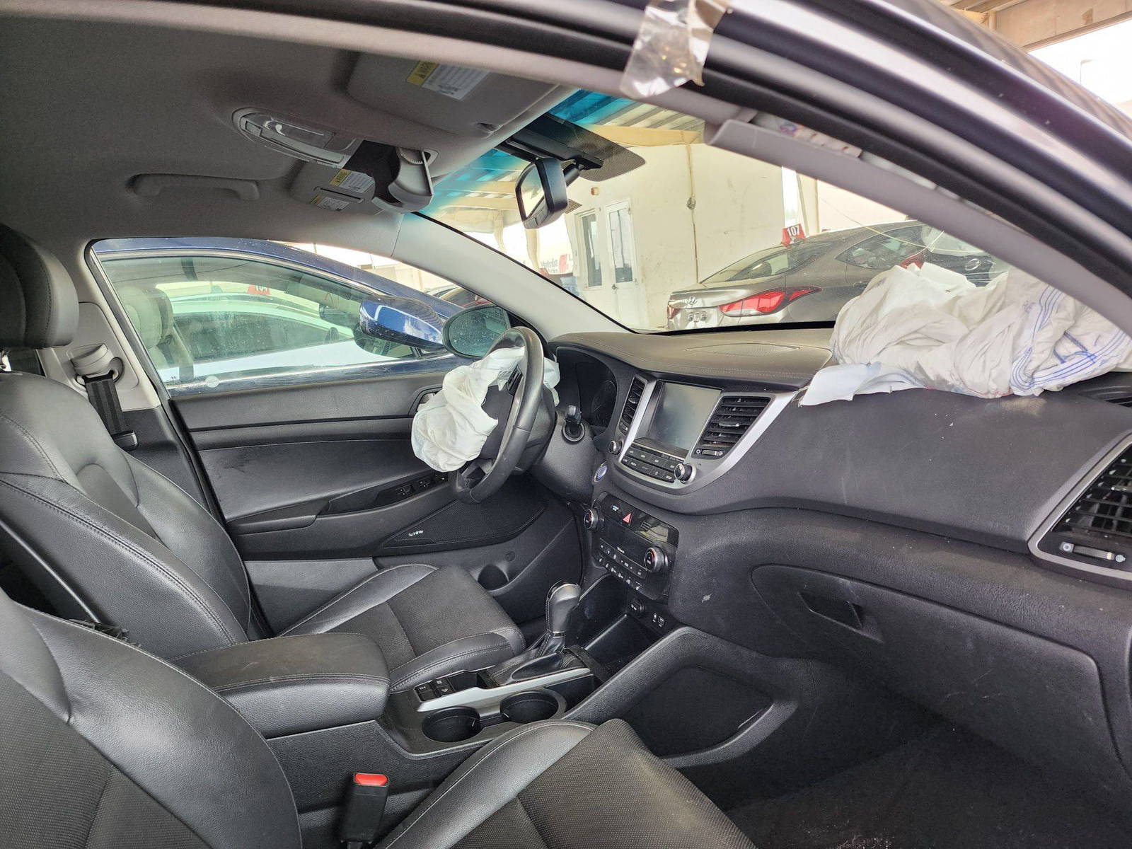 2018 HYUNDAI TUCSON — 42772 Miles — Lot 819492 — Souq - Marhaba Auctions Used Cars - Image 5
