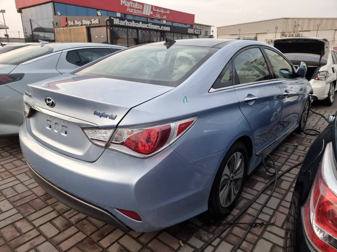 2014 HYUNDAI SONATA — 200396 Miles — Lot 107180 — Ind. 12 - Marhaba Auctions Used Cars - Image 3