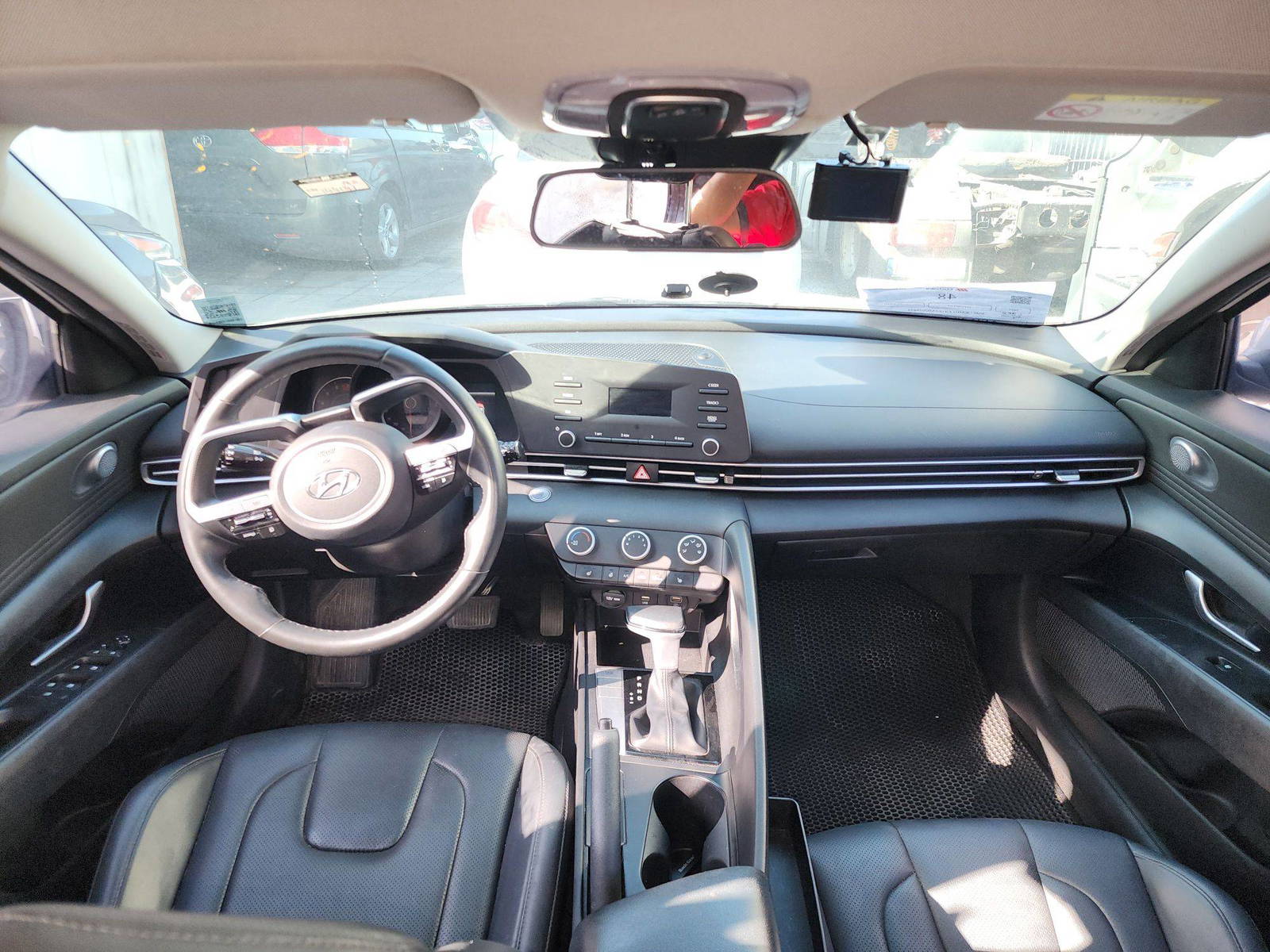 2021 HYUNDAI AVANTE — 144141 KM — Lot 019834 — Souq - Marhaba Auctions Used Cars - Image 10