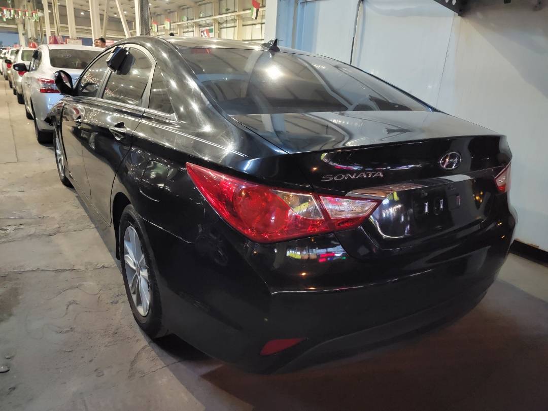 2014 HYUNDAI SONATA — 289340 Miles — Lot 342531 — Souq - Marhaba Auctions Used Cars - Image 3