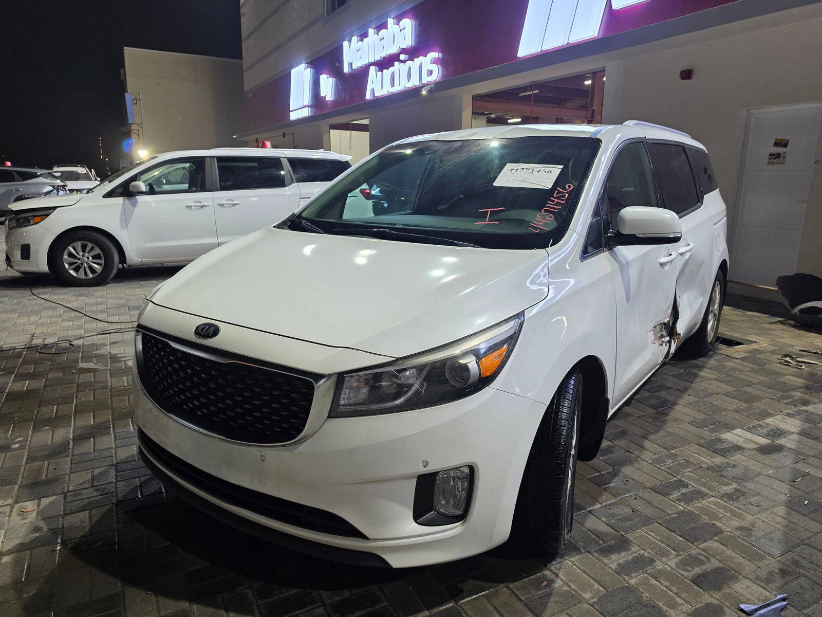 KIA SEDONA 2018 - Marhaba Auction Used Cars - Image 4