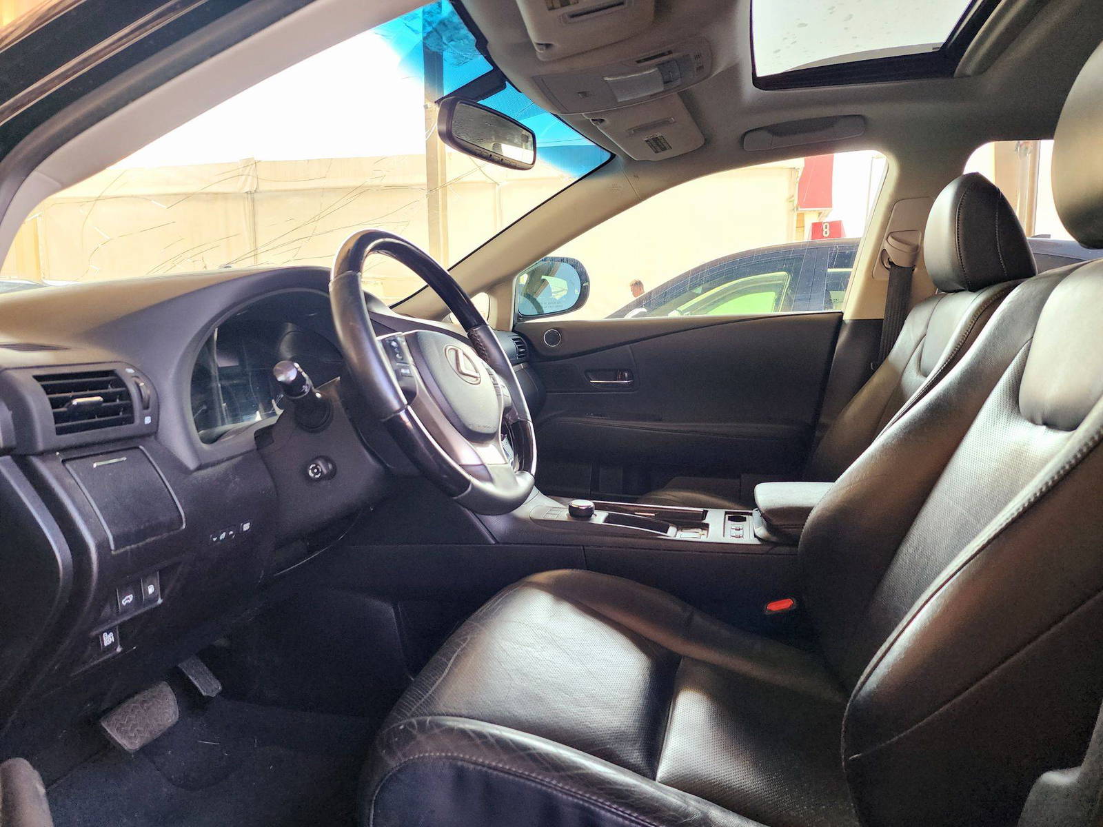 2015 LEXUS RX 350 — 85243 Miles — Lot 54878694 — Souq - Marhaba Auctions Used Cars - Image 9