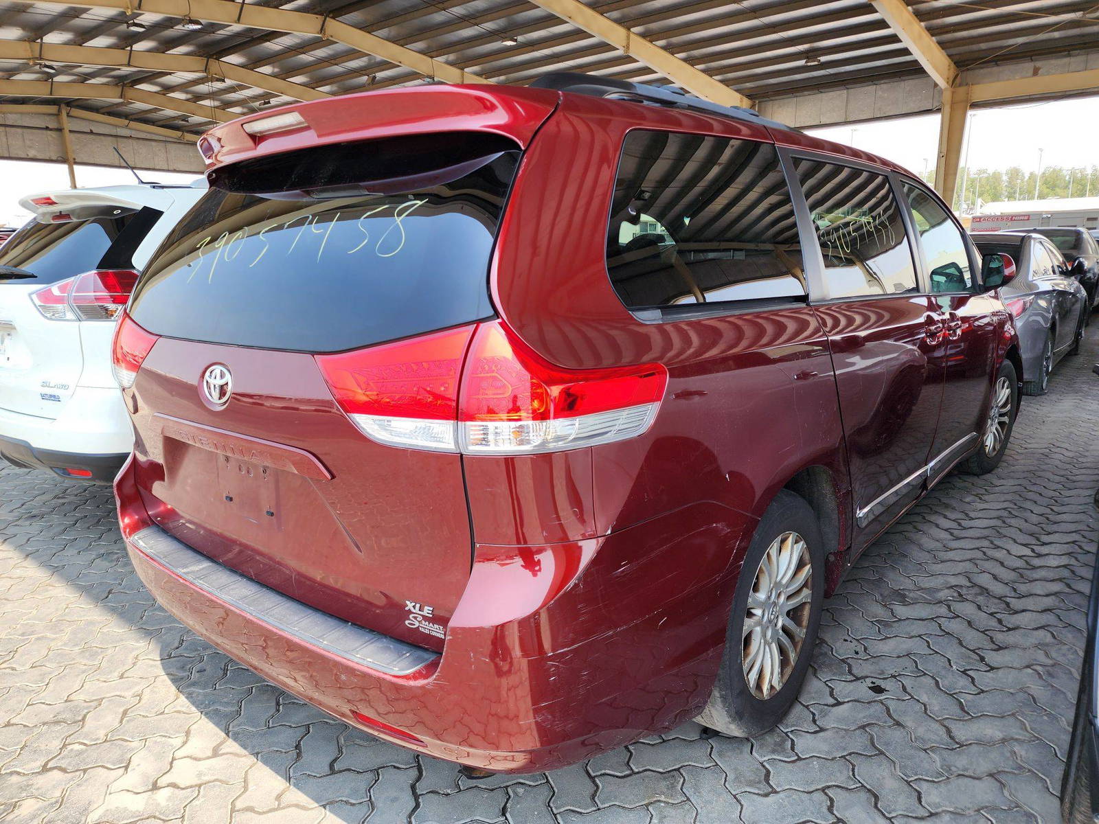 2011 TOYOTA SIENNA — 259229 Miles — Lot 39057458 — Souq - Marhaba Auctions Used Cars - Image 3