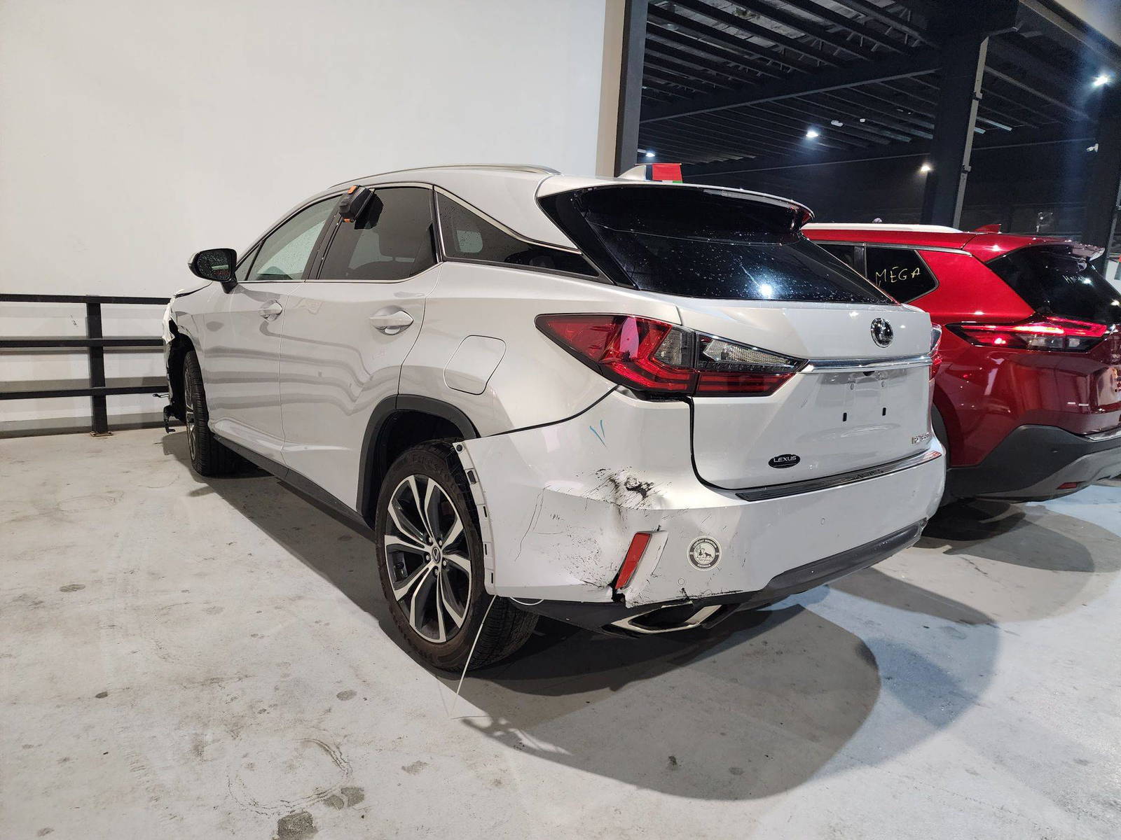 2019 LEXUS RX 350 — 46292 Miles — Lot 43161 — Al Quoz - Marhaba Auctions Used Cars - Image 4