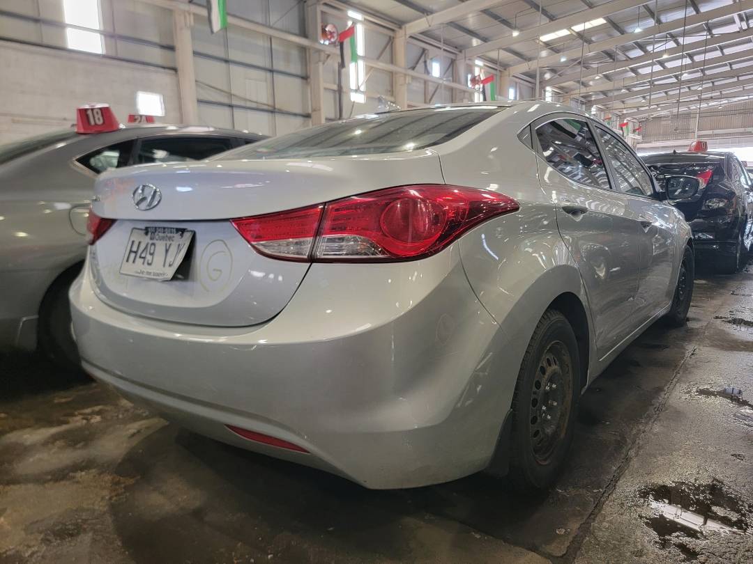 2013 HYUNDAI ELANTRA — 193008 KM — Lot 55761 — Souq - Marhaba Auctions Used Cars - Image 3