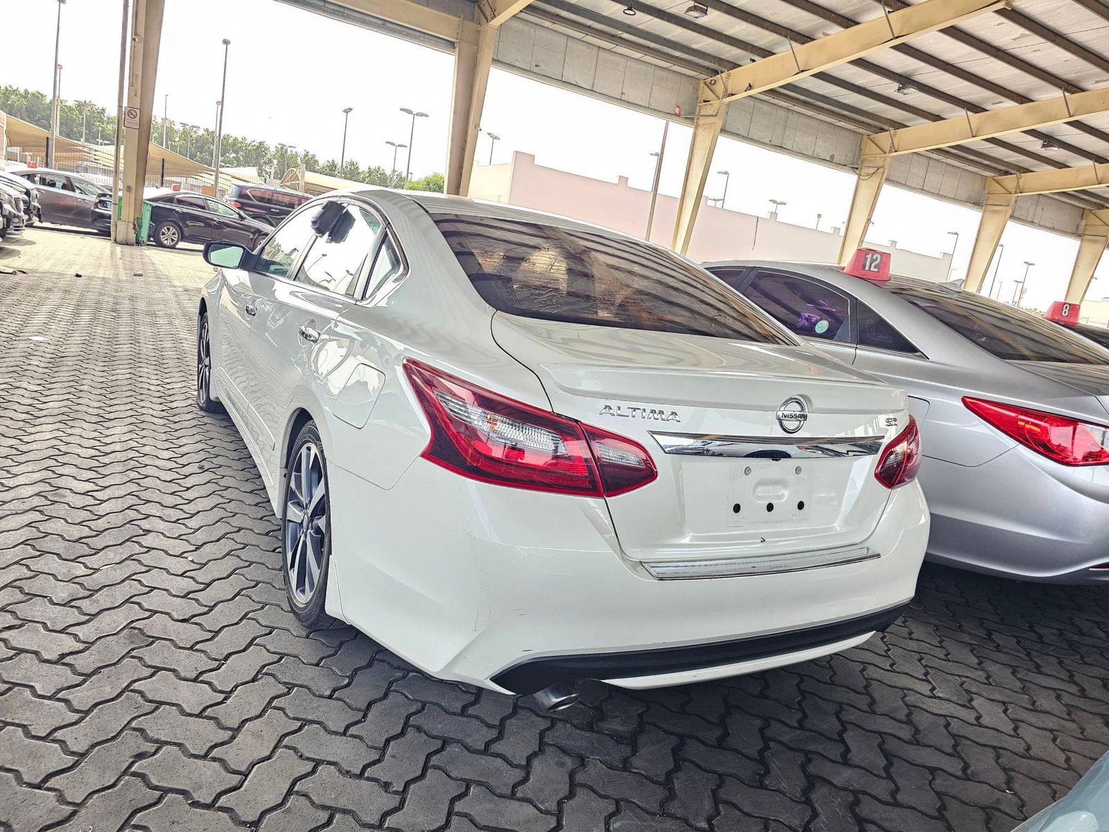2017 NISSAN ALTIMA — 163647 Miles — Lot AP3HC262328 — Souq - Marhaba Auctions Used Cars - Image 5