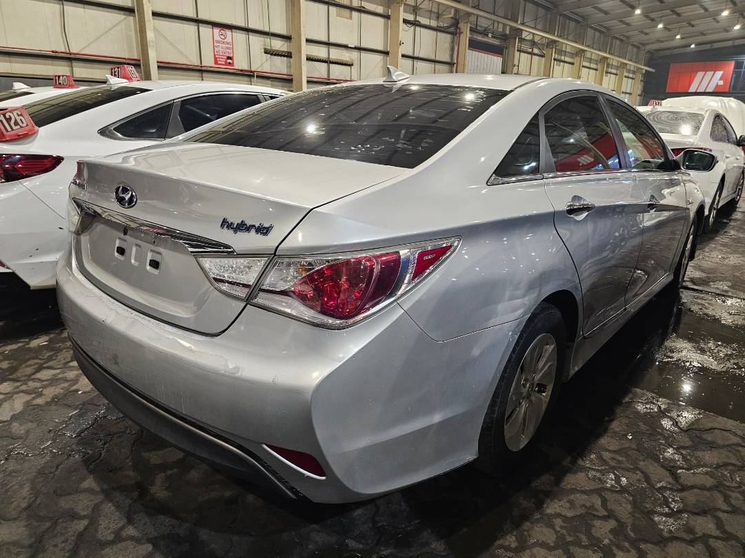 2013 HYUNDAI SONATA — 217571 Miles — Lot DA099526 — Main - Marhaba Auctions Used Cars - Image 4