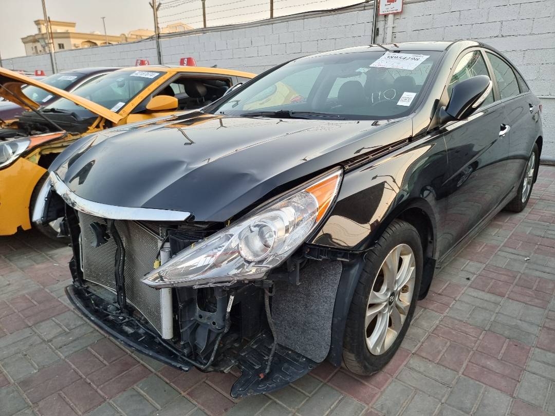 2013 HYUNDAI SONATA — 103900 Miles — Lot 2154787 — Main - Marhaba Auctions Used Cars - Image 4