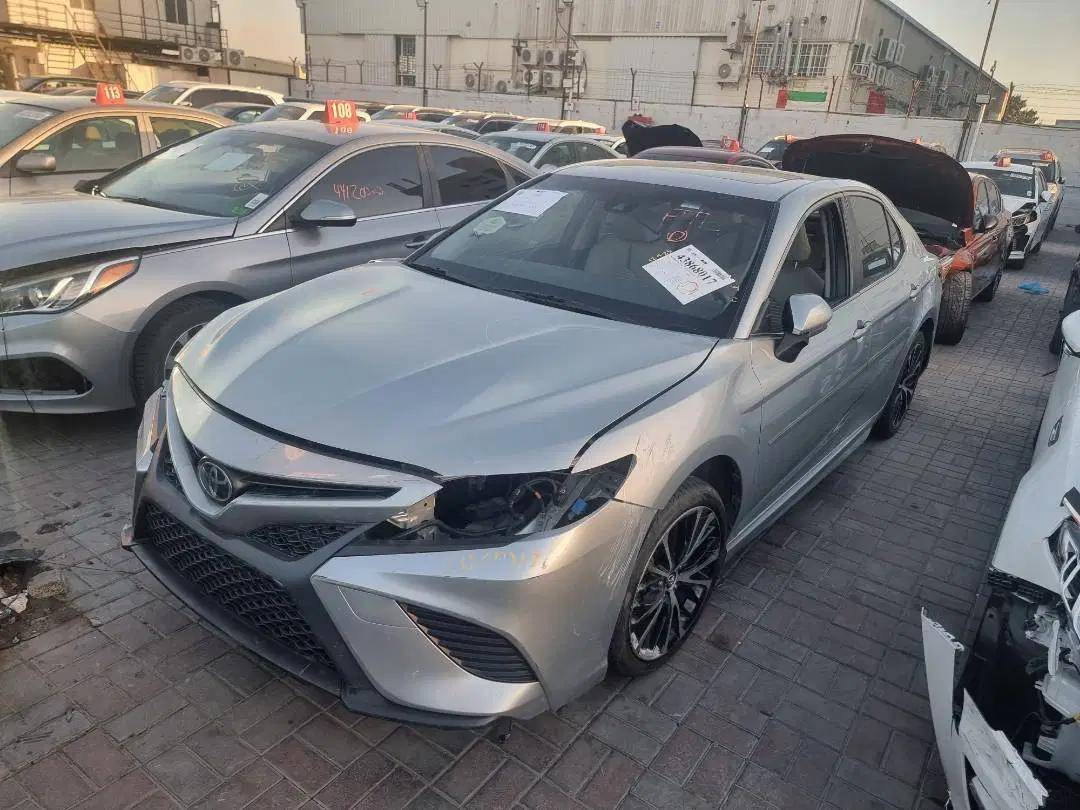 TOYOTA CAMRY