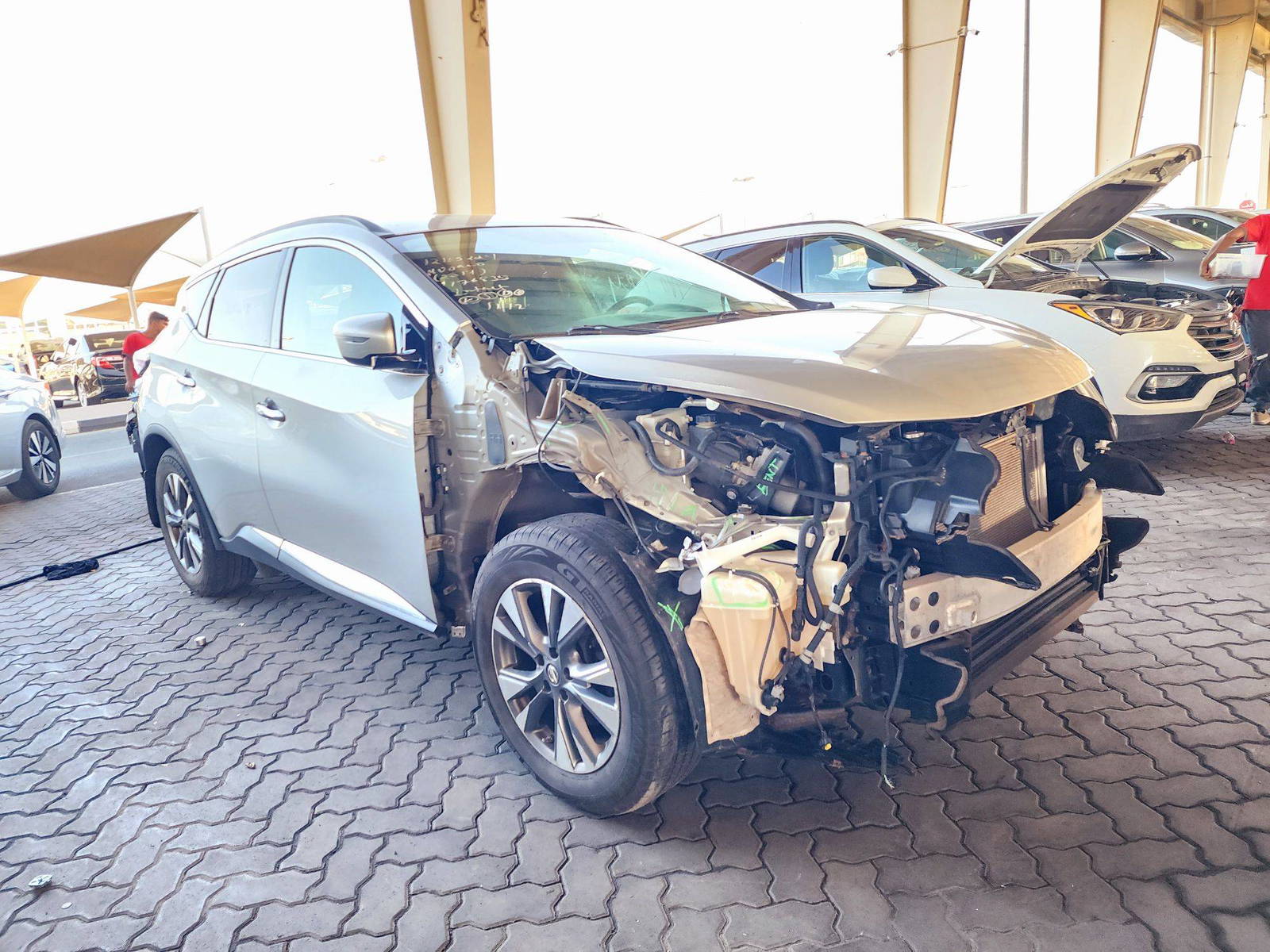 2017 NISSAN MURANO — 173388 KM — Lot 12165224 — Main - Marhaba Auctions Used Cars - Image 4