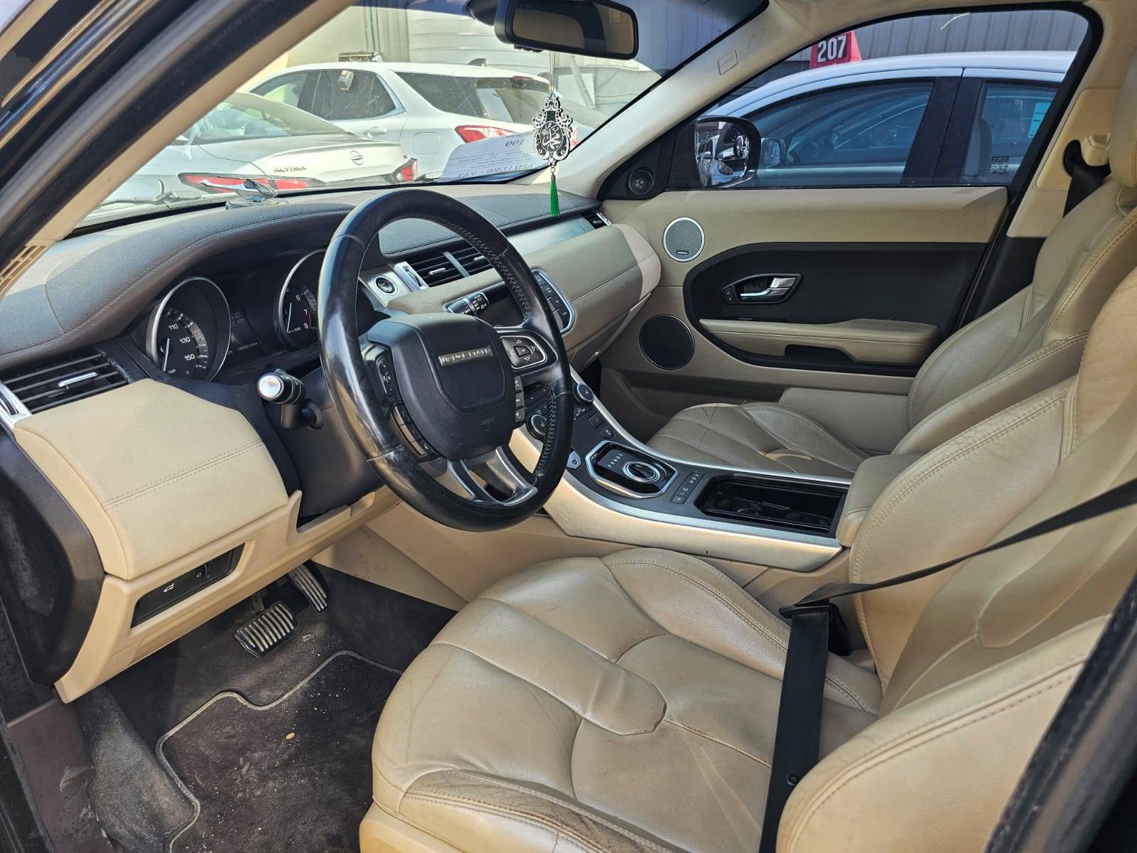2013 LAND ROVER RANGE ROVER — 136204 Miles — Lot H782835 — Souq - Marhaba Auctions Used Cars - Image 8