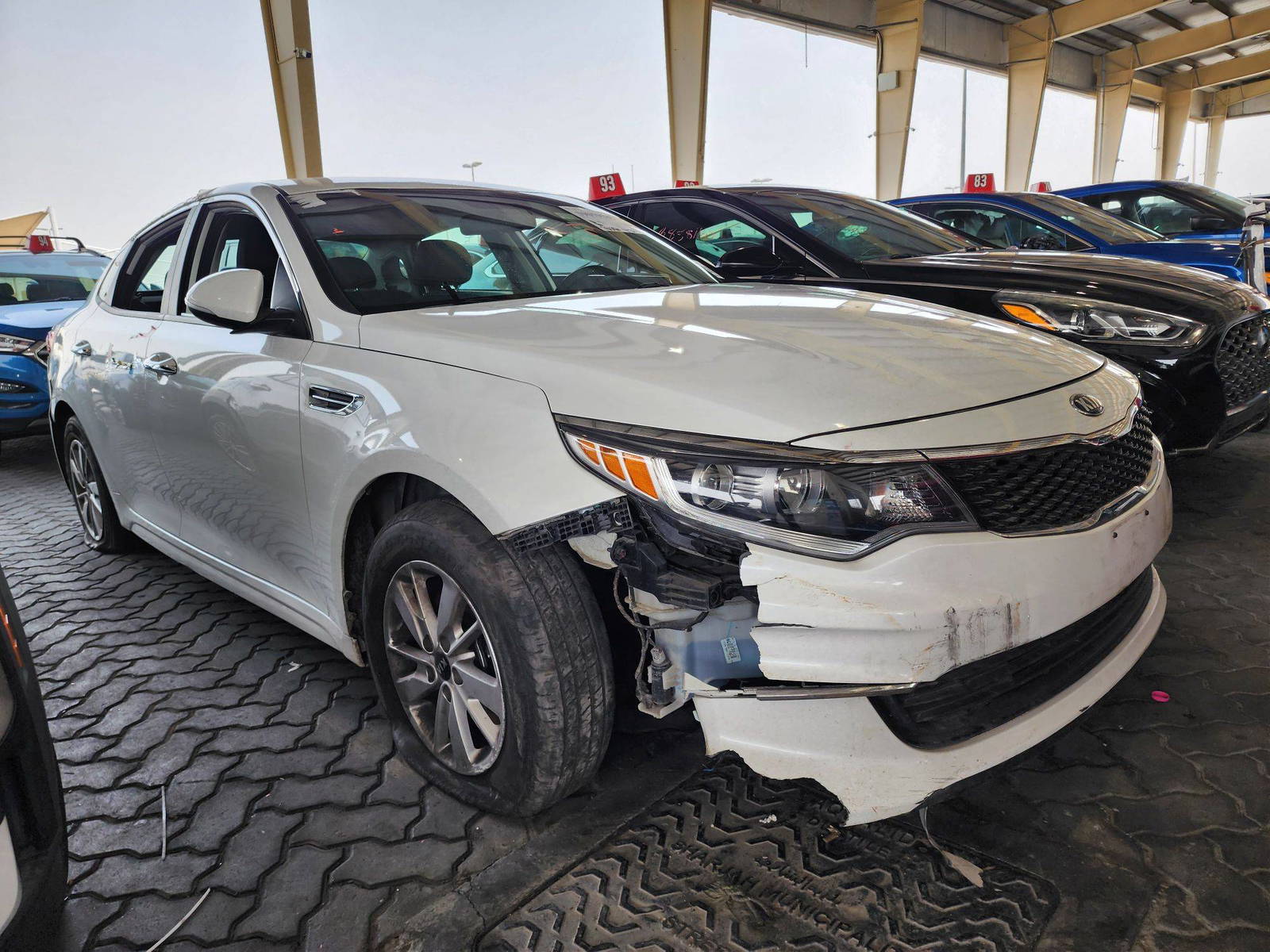 2017 KIA OPTIMA — 78086 Miles — Lot HG153658 — Souq - Marhaba Auctions Used Cars - Image 6