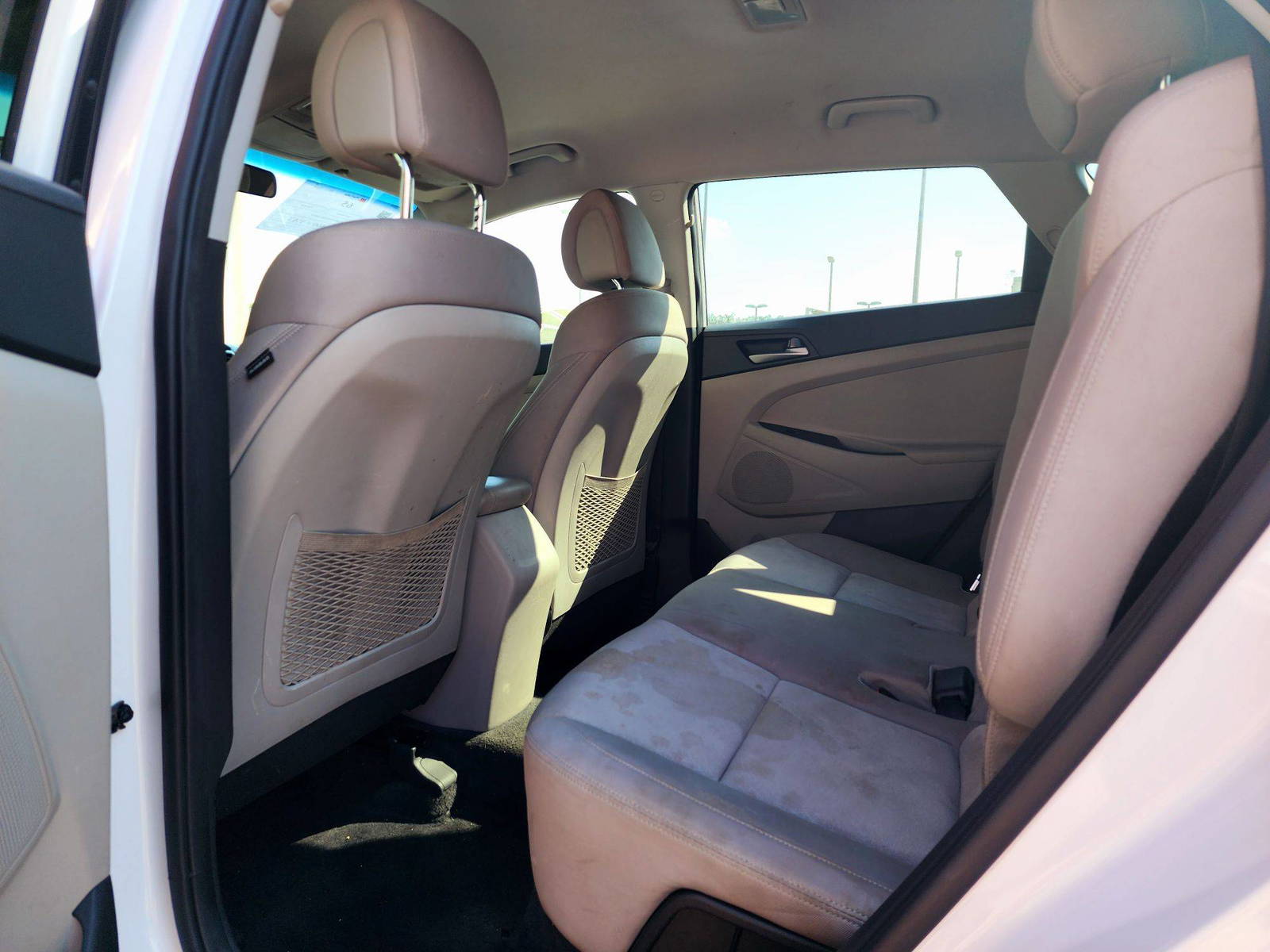 2016 HYUNDAI TUCSON — 124846 Miles — Lot 72065743 — Souq - Marhaba Auctions Used Cars - Image 6