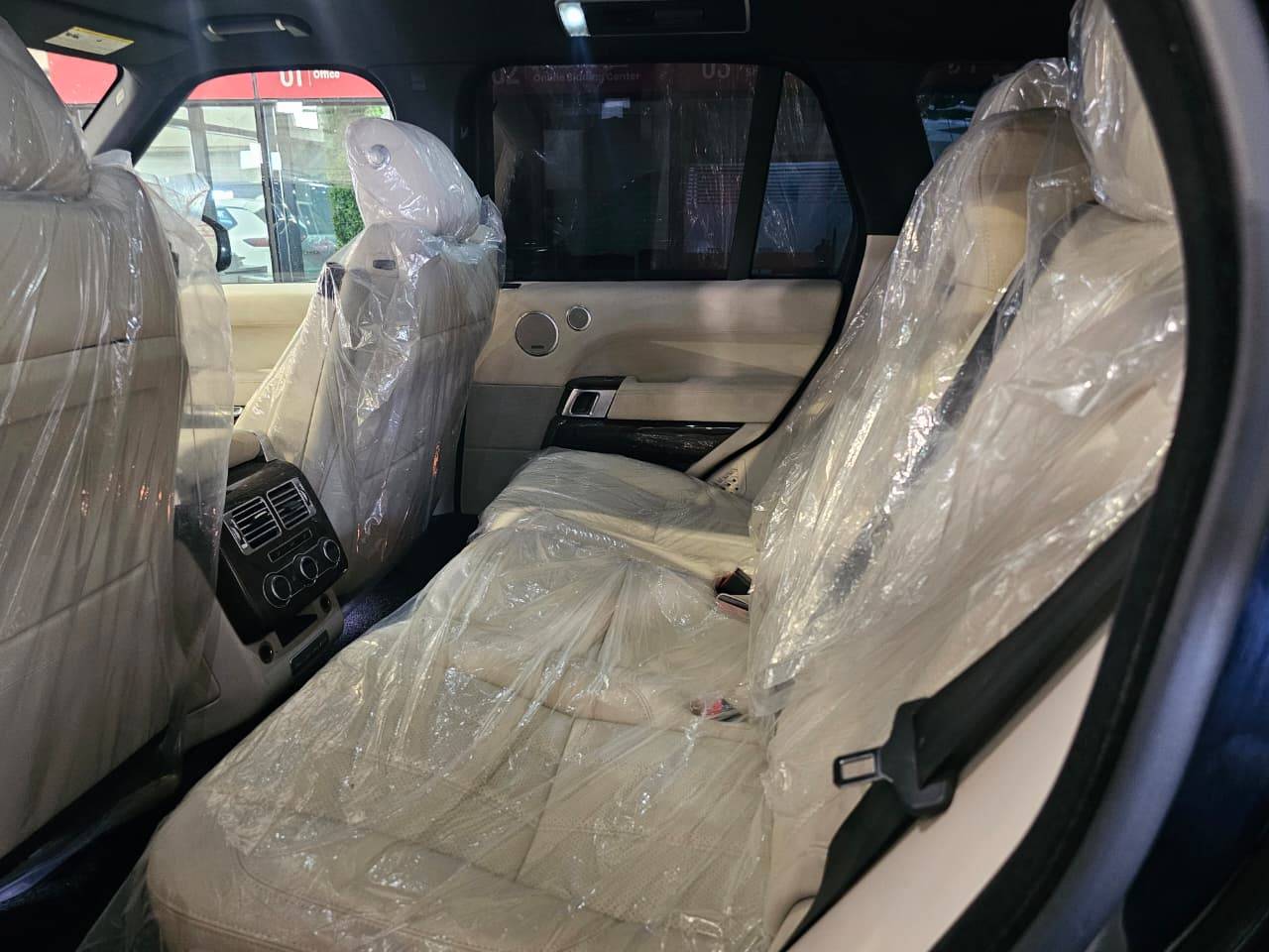 LAND ROVER RANGE ROVER SUPERCHARGED 2013 - Marhaba Auction Used Cars - Image 10