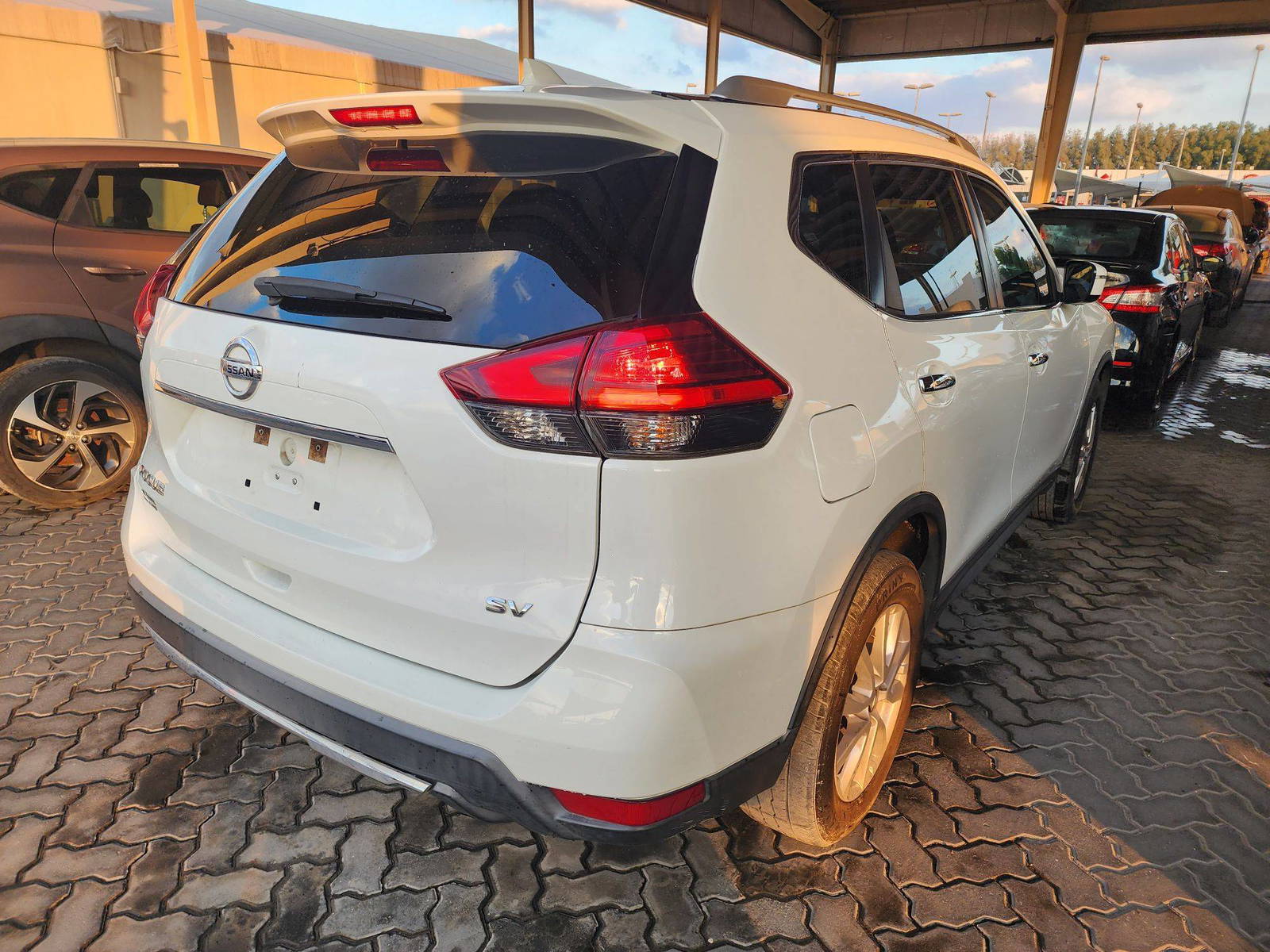 2017 NISSAN ROGUE — 151239 Miles — Lot 37983555 - Marhaba Auctions Used Cars - Image 4