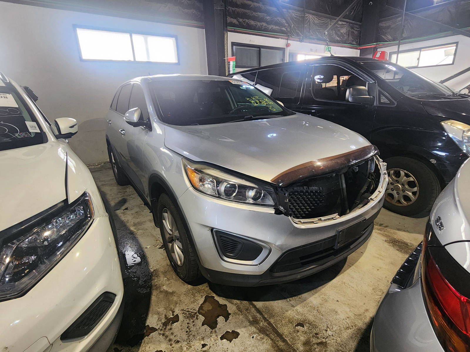 2016 KIA SORENTO — 124491 Miles — Lot 82502305 — Souq - Marhaba Auctions Used Cars - Image 4