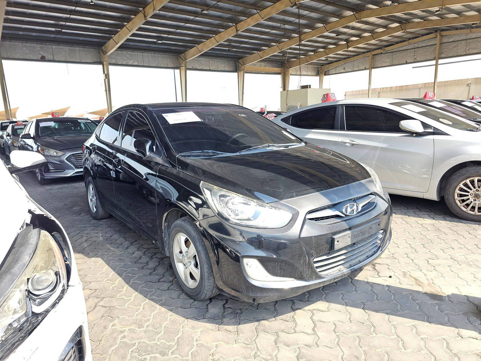2011 HYUNDAI ACCENT — 275622 KM — Lot 083697 — Main - Marhaba Auctions Used Cars - Image 4