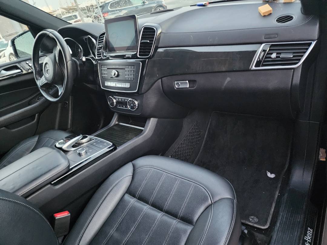 2017 MERCEDES BENZ GLS 450 — 58579 Miles — Lot A892851 - Marhaba Auctions Used Cars - Image 9