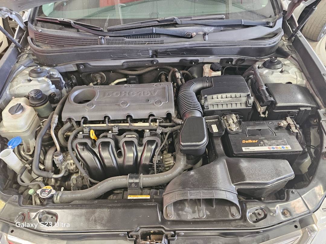 2010 HYUNDAI SONATA — 162374 KM — Lot 25656 — Main - Marhaba Auctions Used Cars - Image 11