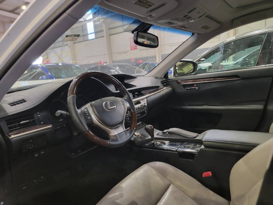 2013 LEXUS ES 350 — 69143 Miles — Lot 2006246 — Main - Marhaba Auctions Used Cars - Image 6