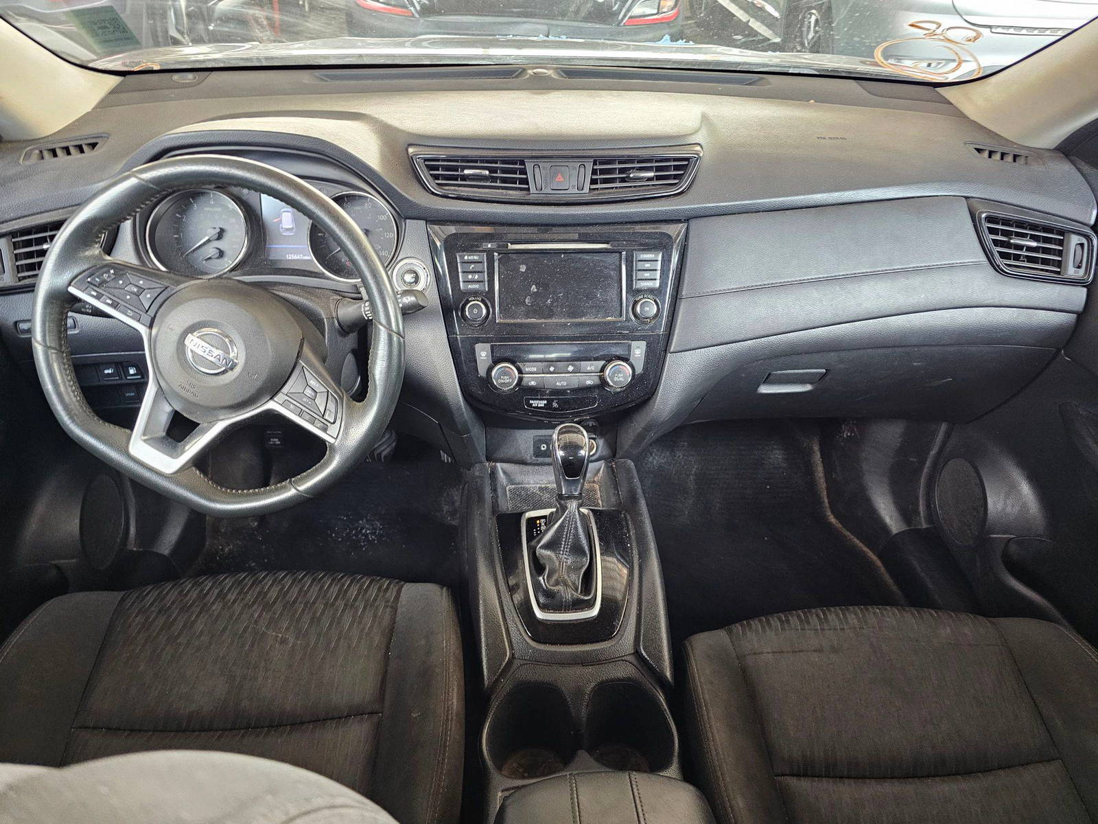 2018 NISSAN ROGUE — 125647 Miles — Lot T0JP546298 — Souq - Marhaba Auctions Used Cars - Image 7
