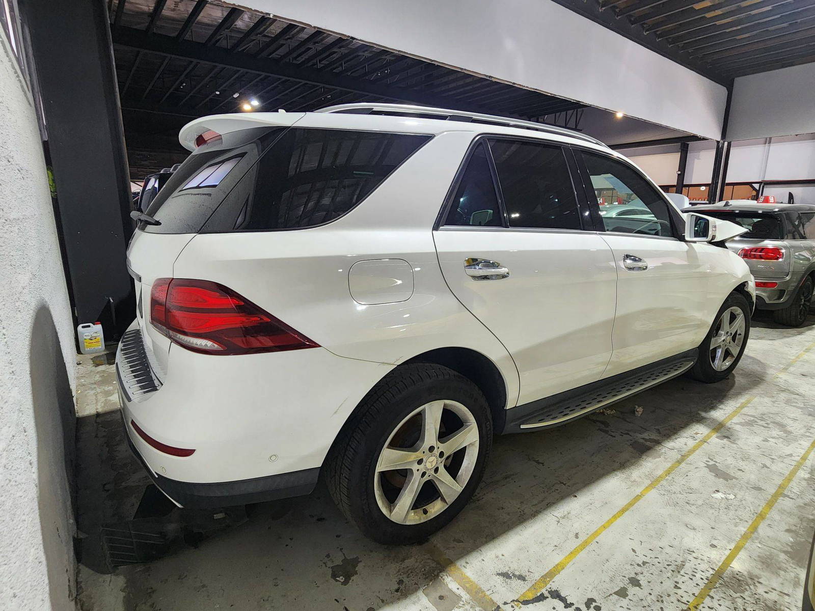 2017 MERCEDES BENZ GLE 350 — 110862 Miles — Lot A898846 — Al Quoz - Marhaba Auctions Used Cars - Image 5