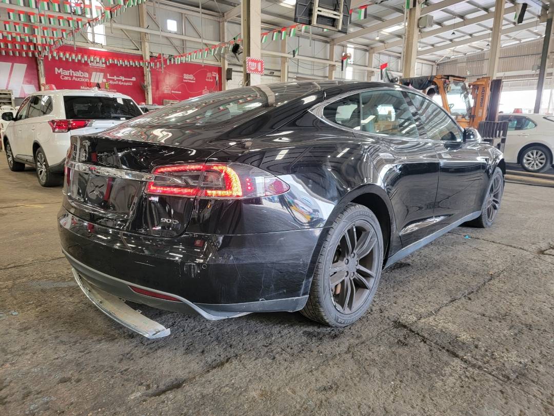 2015 TESLA MODEL S — 73879 KM — Lot FF116258 — Main - Marhaba Auctions Used Cars - Image 3