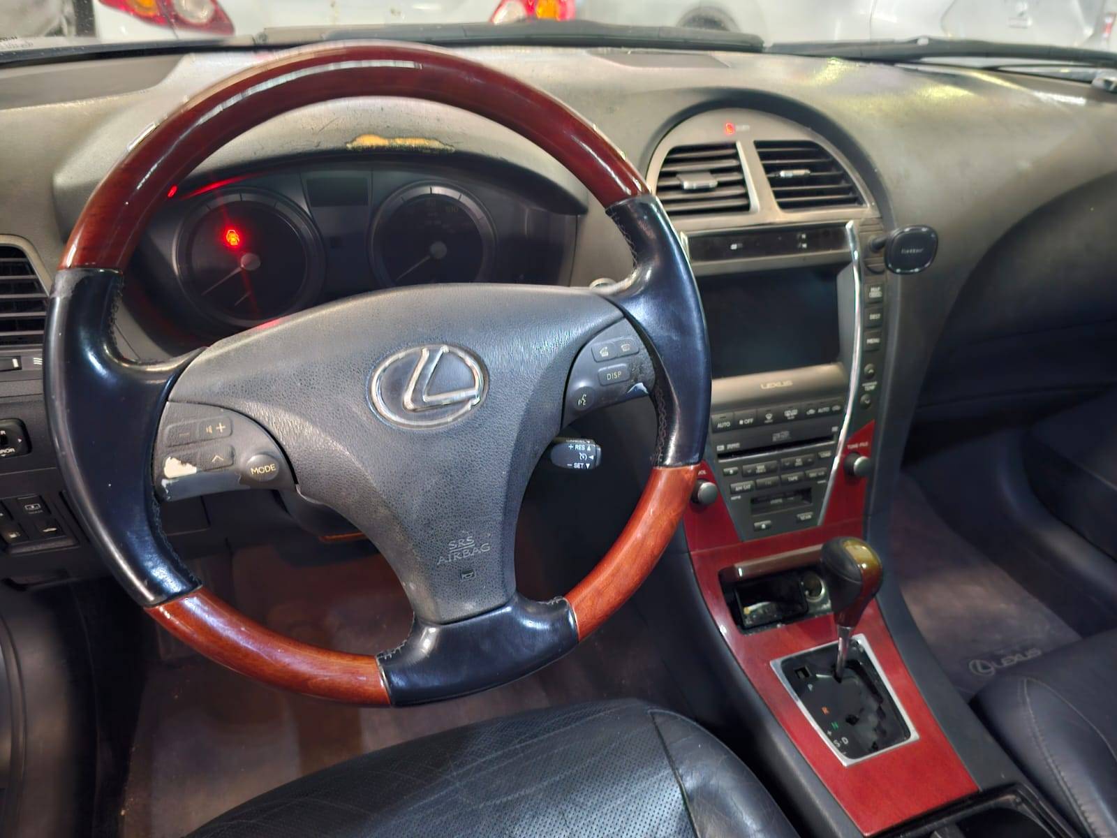 2009 LEXUS ES 350 — 218532 Miles — Lot 92280545 — Main - Marhaba Auctions Used Cars - Image 9