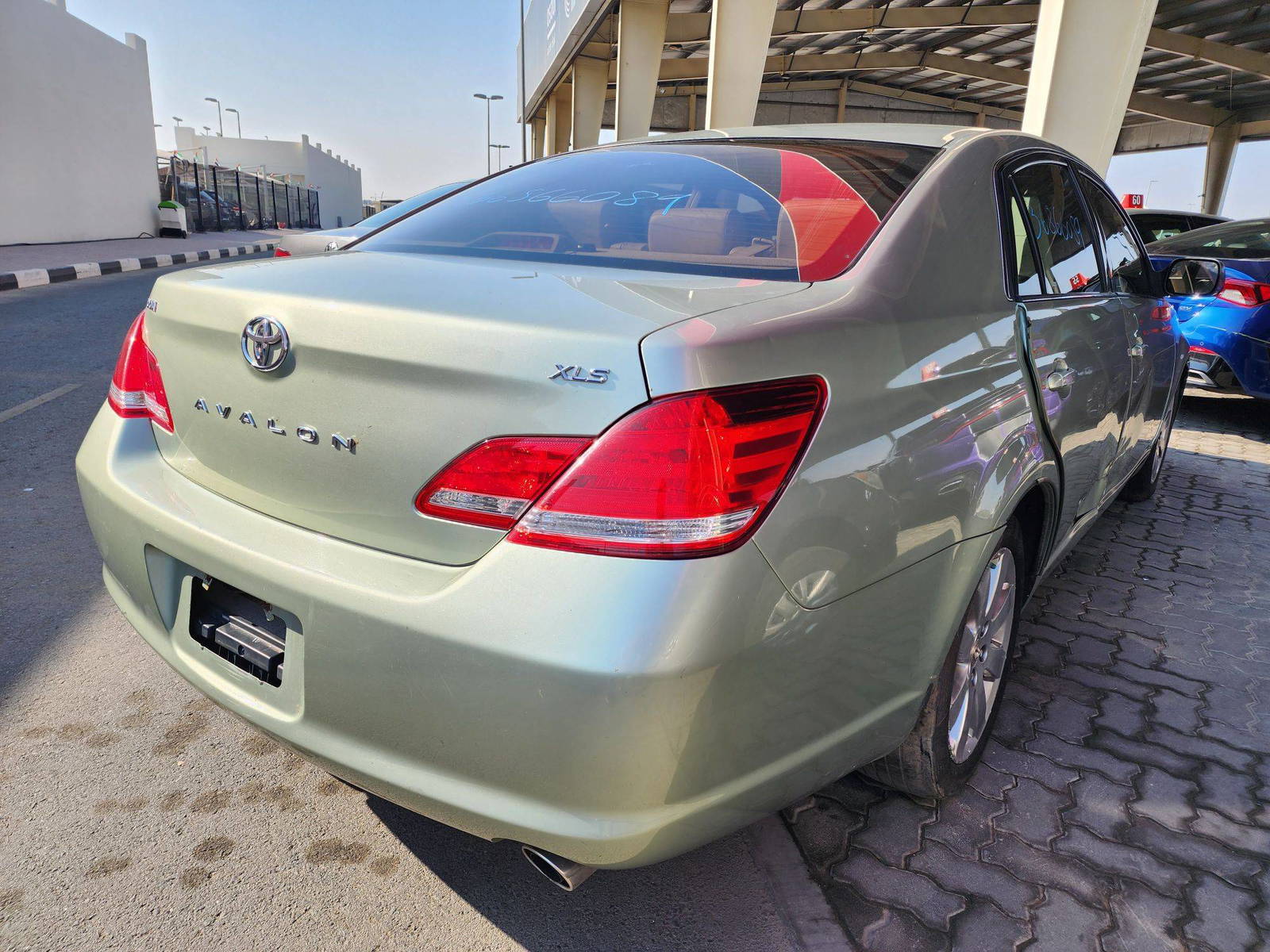 2007 TOYOTA AVALON — 306270 Miles — Lot 36866089 - Marhaba Auctions Used Cars - Image 11