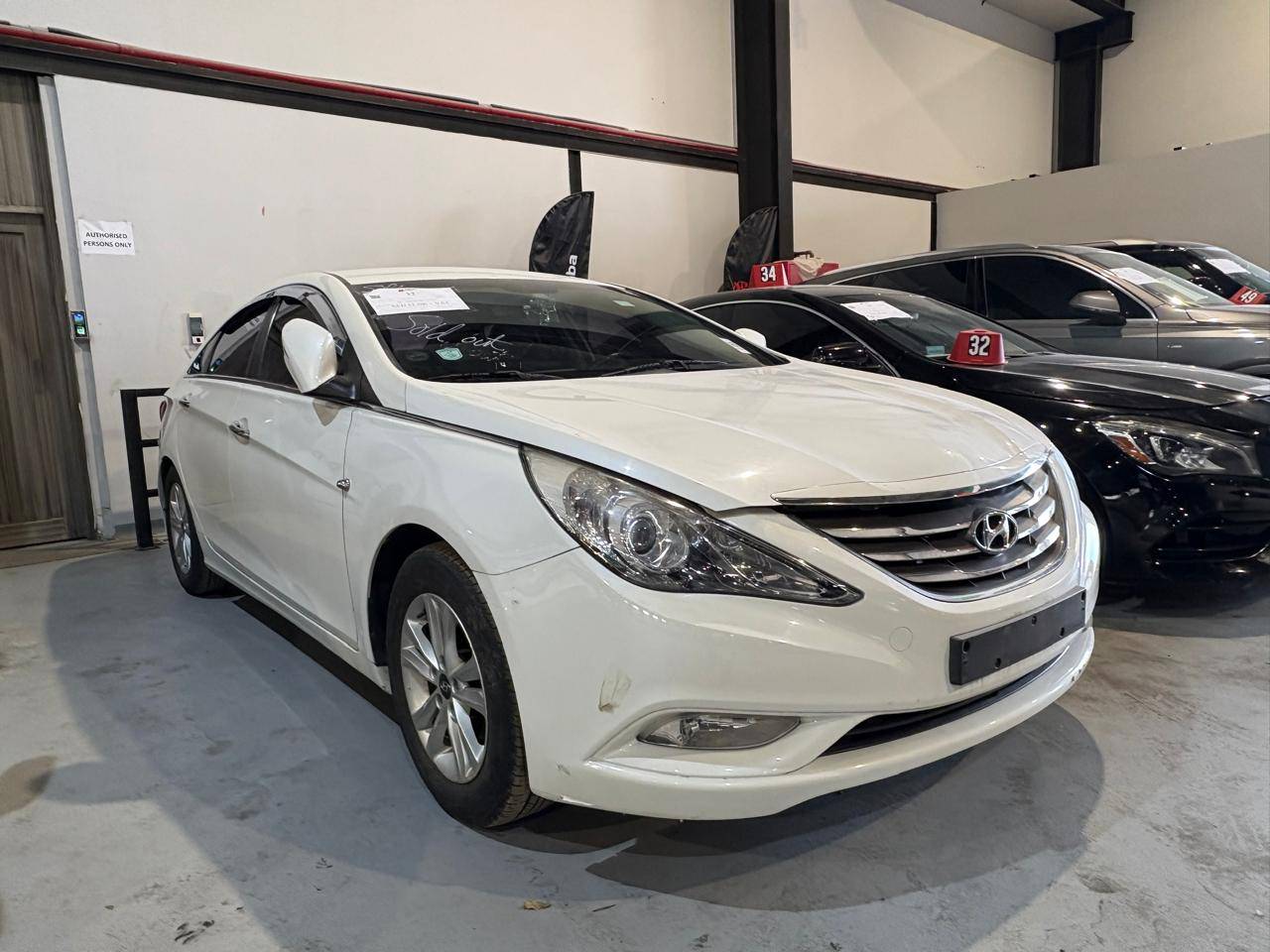 2012 HYUNDAI SONATA — 94205 KM — Lot 359076 — Main - Marhaba Auctions Used Cars - Image 9