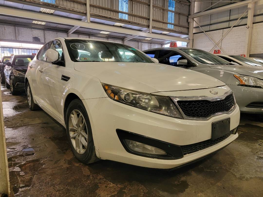 2013 KIA OPTIMA — 183571 Miles — Lot 34527 — Main - Marhaba Auctions Used Cars - Image 4