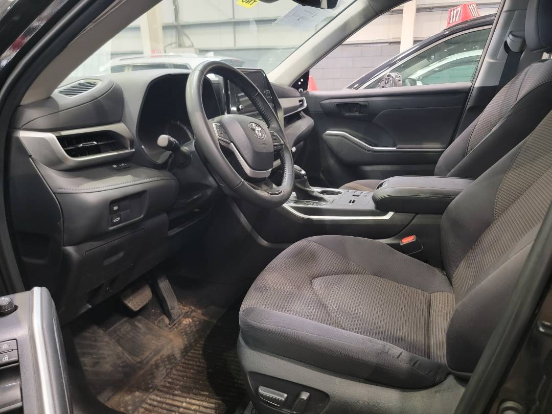 2023 TOYOTA HIGHLANDER — 77939 Miles — Lot 41141104 — Souq - Marhaba Auctions Used Cars - Image 8