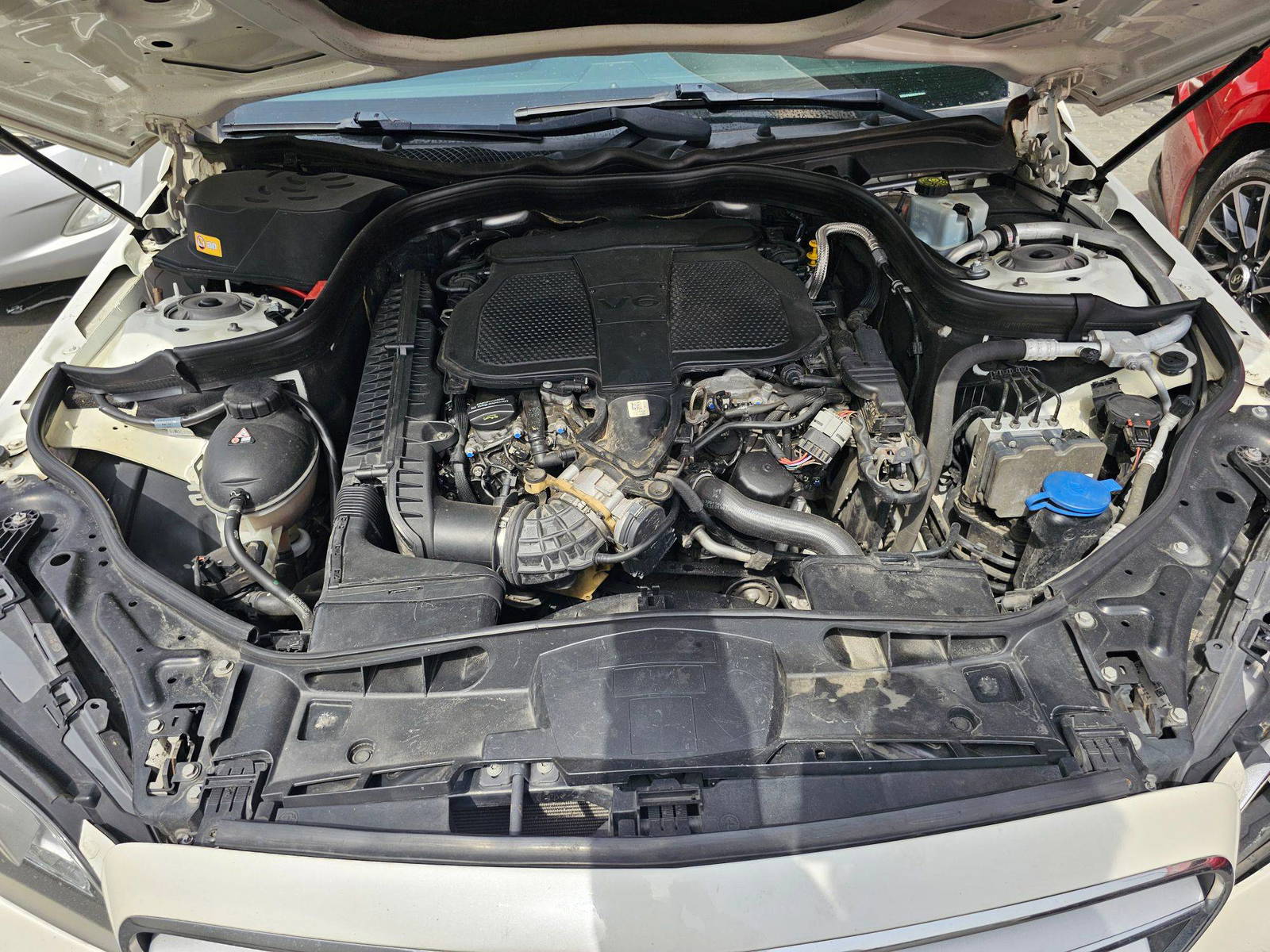 2016 MERCEDES BENZ E 350 — 125703 Miles — Lot 9GB270393 — Souq - Marhaba Auctions Used Cars - Image 11