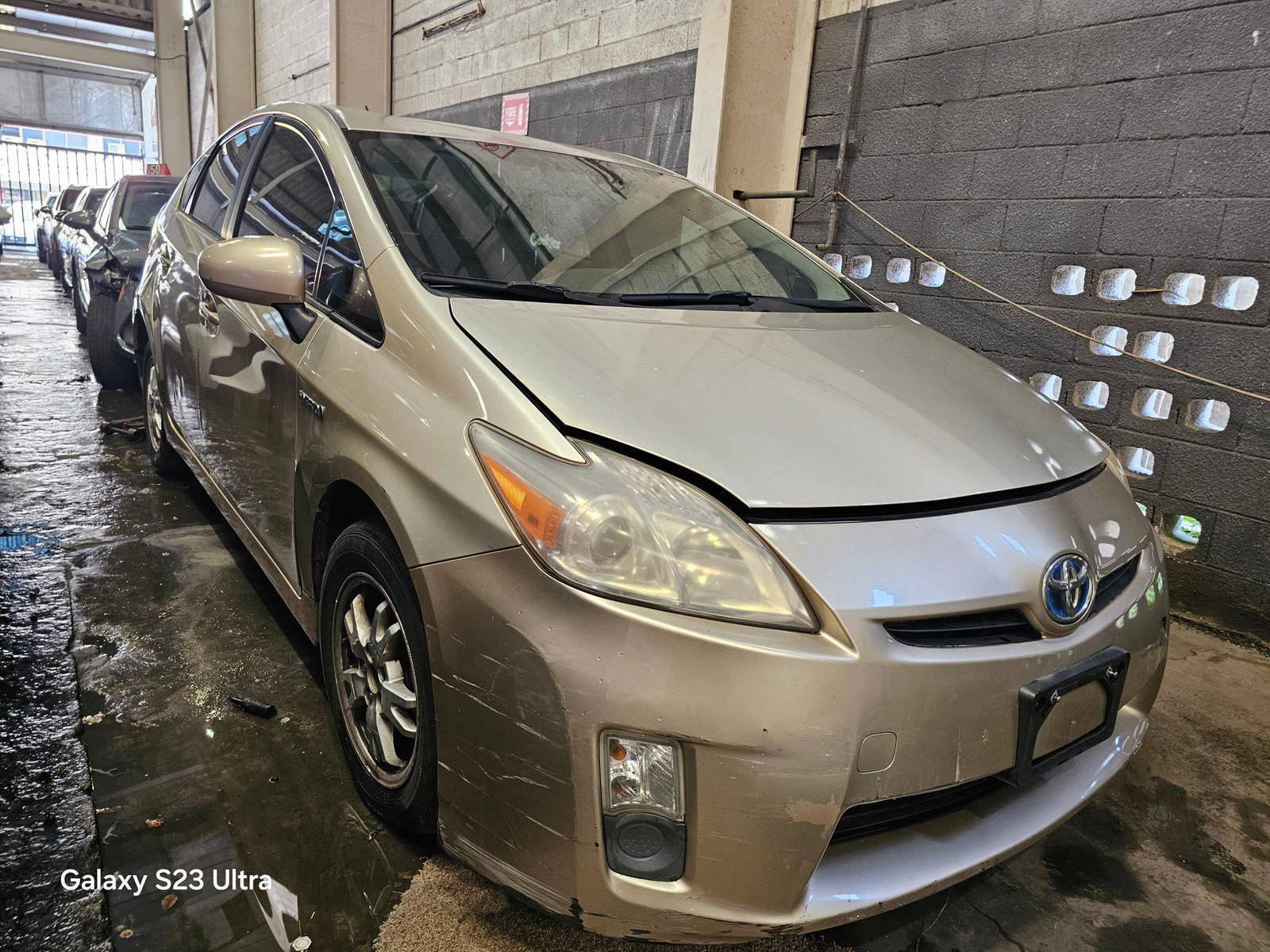 2011 TOYOTA PRIUS — 209572 Miles — Lot B0251655 — Main - Marhaba Auctions Used Cars - Image 4